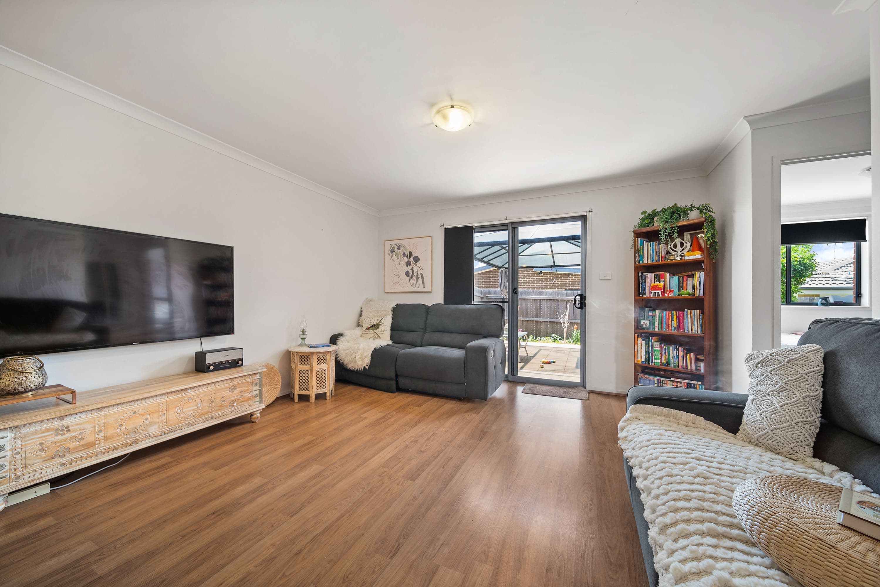 10 Gudamang Street, Ngunnawal ACT 2913, Ngunnawal - Thumbnail 4