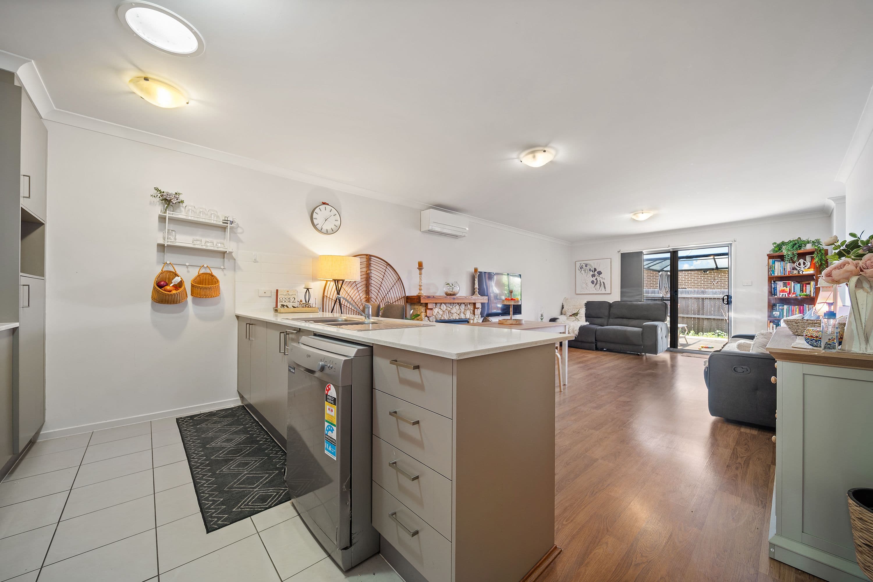 10 Gudamang Street, Ngunnawal ACT 2913, Ngunnawal - Thumbnail 8