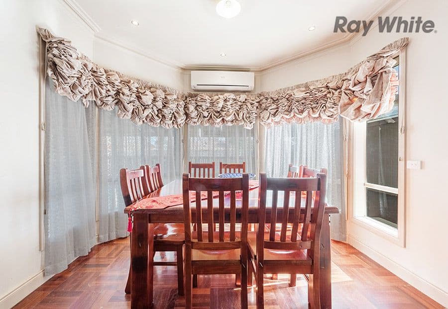 21 Broadhurst Way, Caroline Springs VIC 3023, Caroline Springs - Thumbnail 7