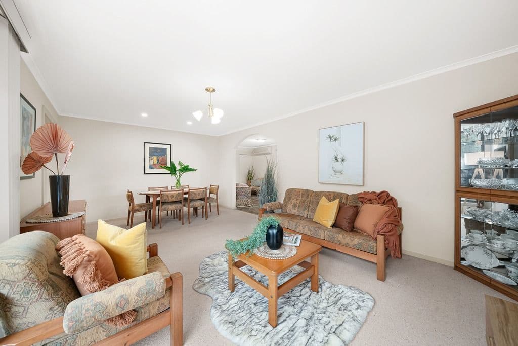 9 Glen Katherine Drive, SAINT HELENA VIC 3088, St Helena - Thumbnail 2