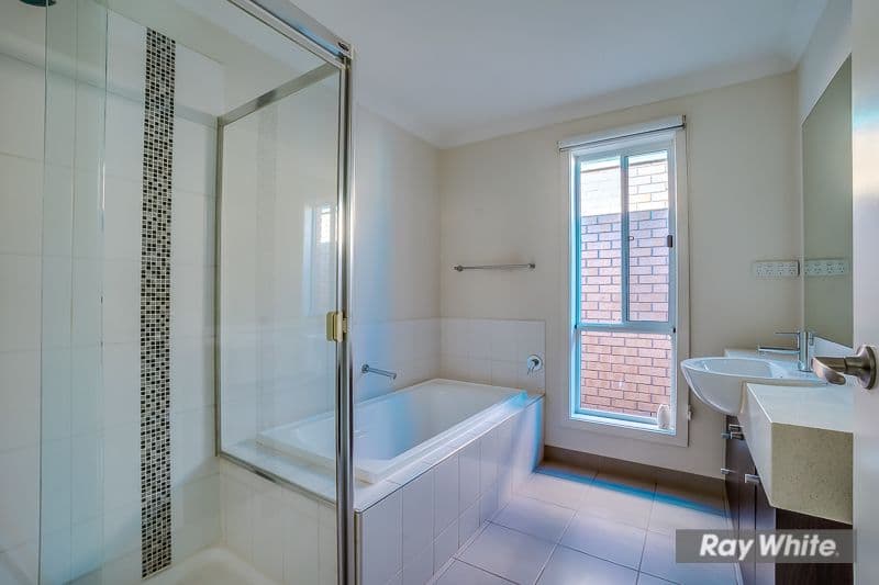 17 Bianca Boulevard, Tarneit VIC 3029, Tarneit - Thumbnail 5