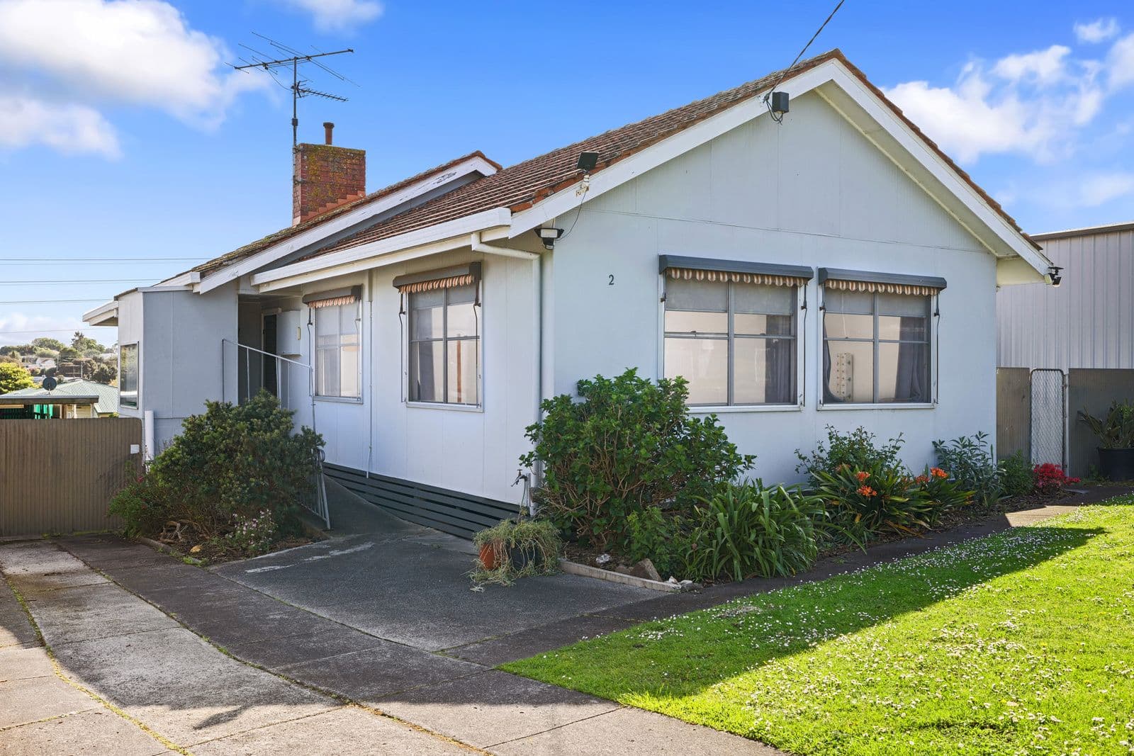 2 Bate Street, Leongatha VIC 3953, Leongatha - Thumbnail 2