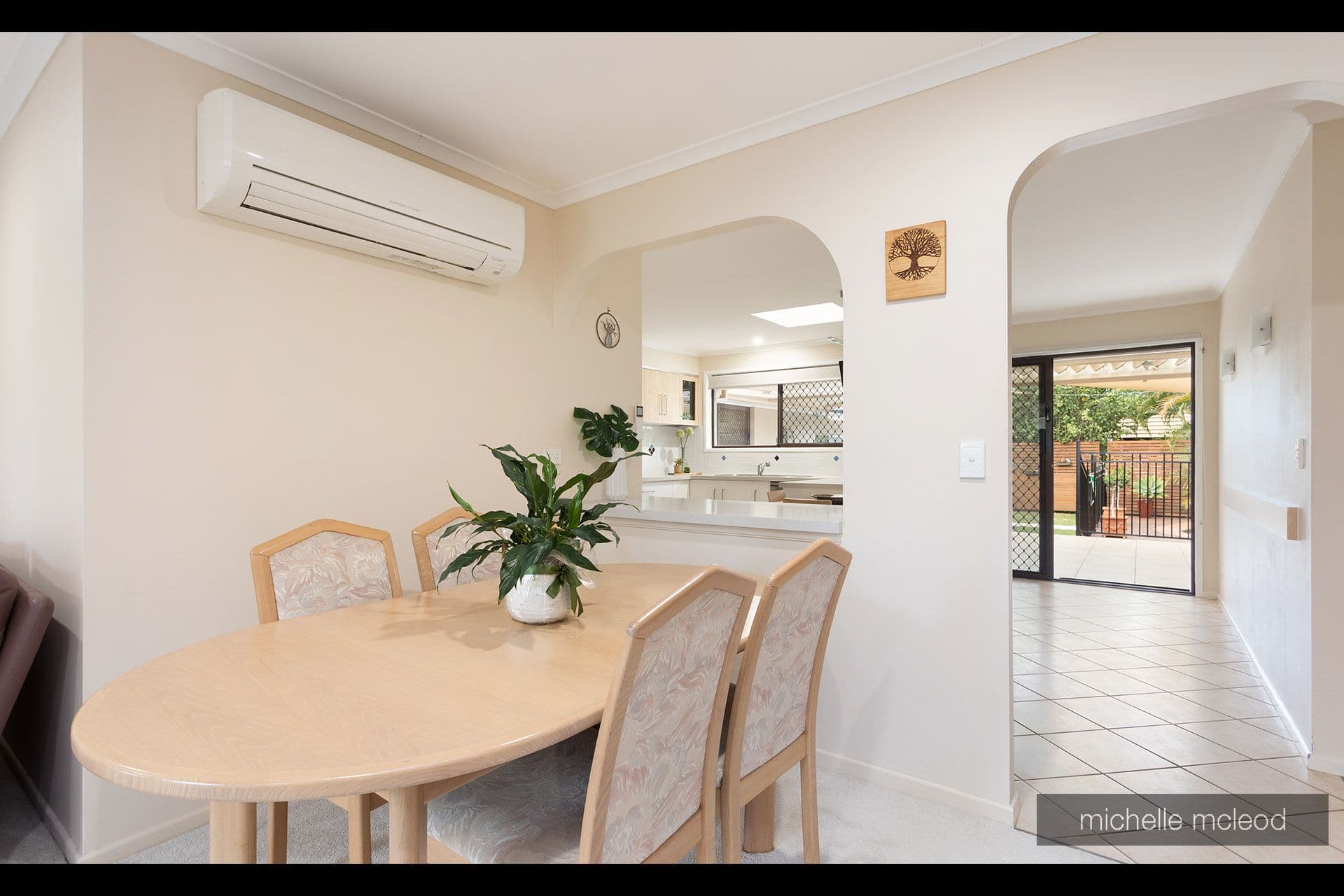 8 Tinbeerwah Place, Chapel Hill QLD 4069, Chapel Hill - Thumbnail 8