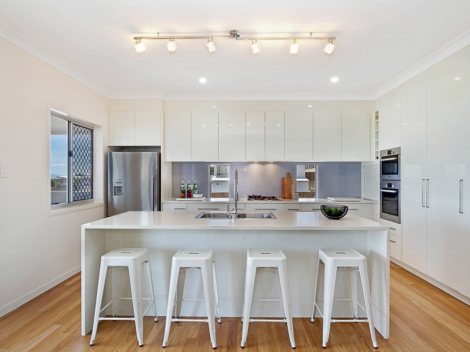 13 Cashell Crescent, Bushland Beach QLD 4818, Bushland Beach - Thumbnail 3