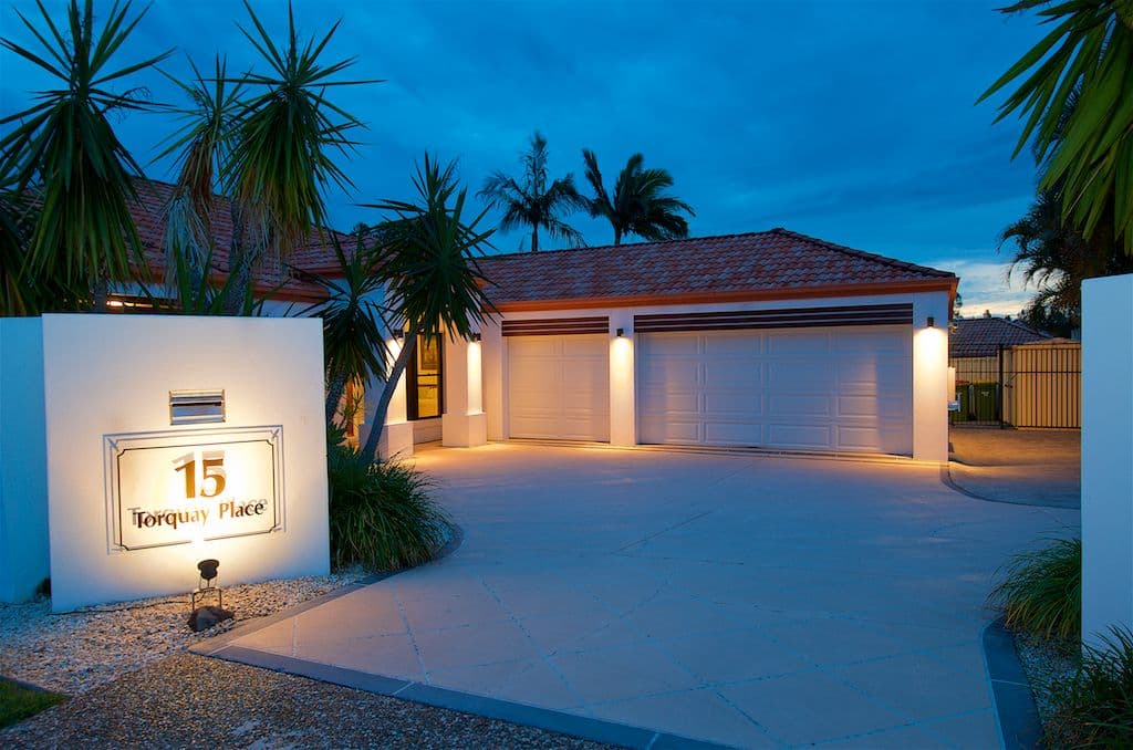 15 Torquay Place, Arundel QLD 4214, Arundel - Thumbnail 2