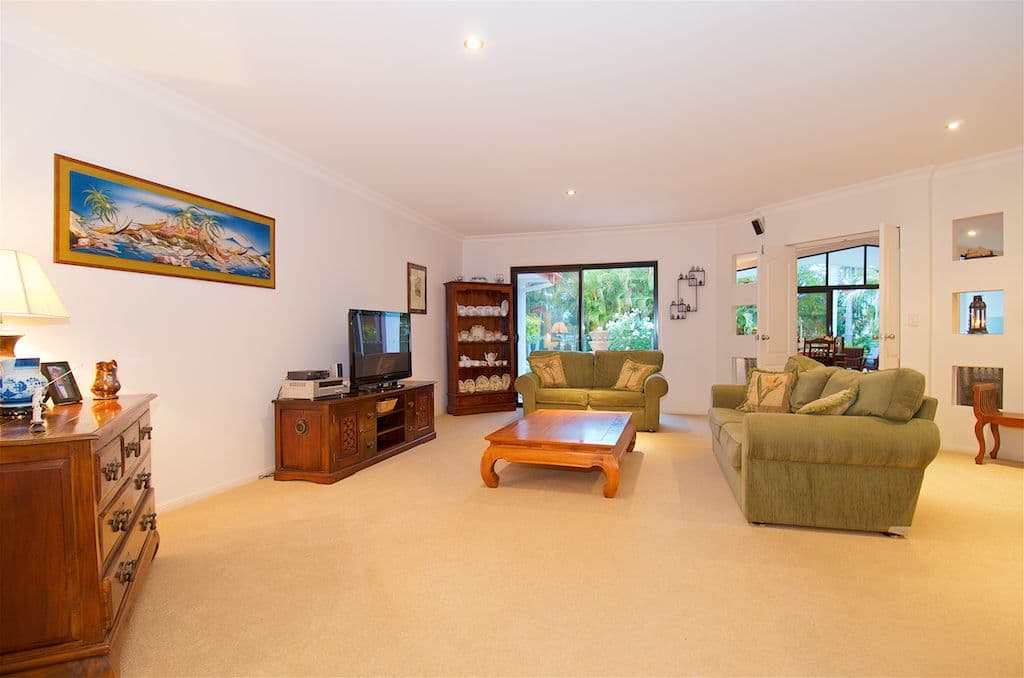 15 Torquay Place, Arundel QLD 4214, Arundel - Thumbnail 6