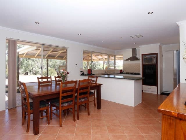 146 Powderbark Road, LOWER CHITTERING WA 6084, Lower Chittering - Thumbnail 6