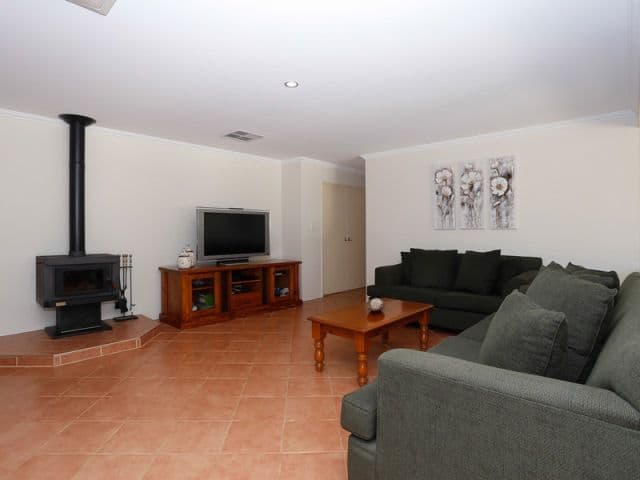 146 Powderbark Road, LOWER CHITTERING WA 6084, Lower Chittering - Thumbnail 7