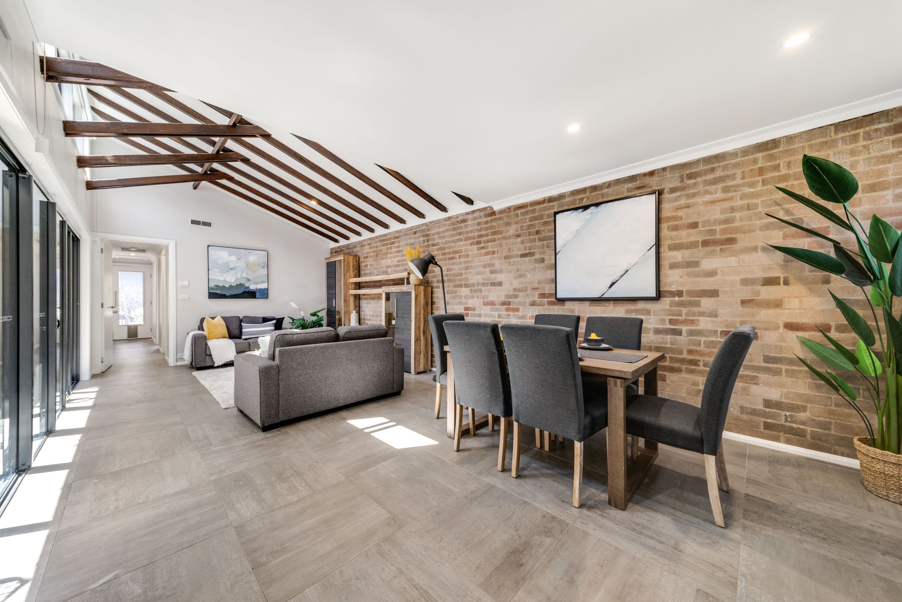 14 Barnet Close, Phillip ACT 2606, Phillip - Thumbnail 5