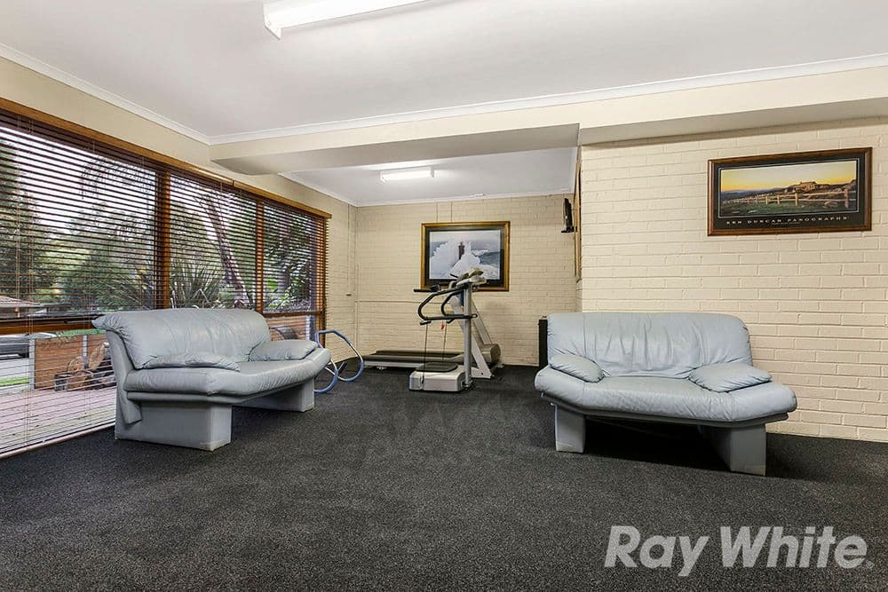 1 Locksley Chase, Vermont VIC 3133, Vermont - Thumbnail 8