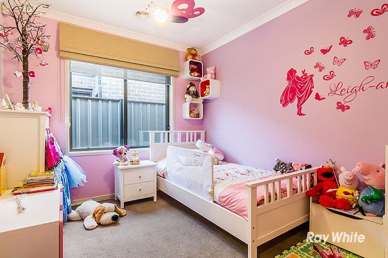 35 Falabela Road, Clyde North VIC 3978, Clyde North - Thumbnail 2