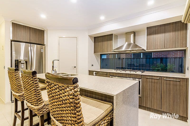 35 Falabela Road, Clyde North VIC 3978, Clyde North - Thumbnail 5
