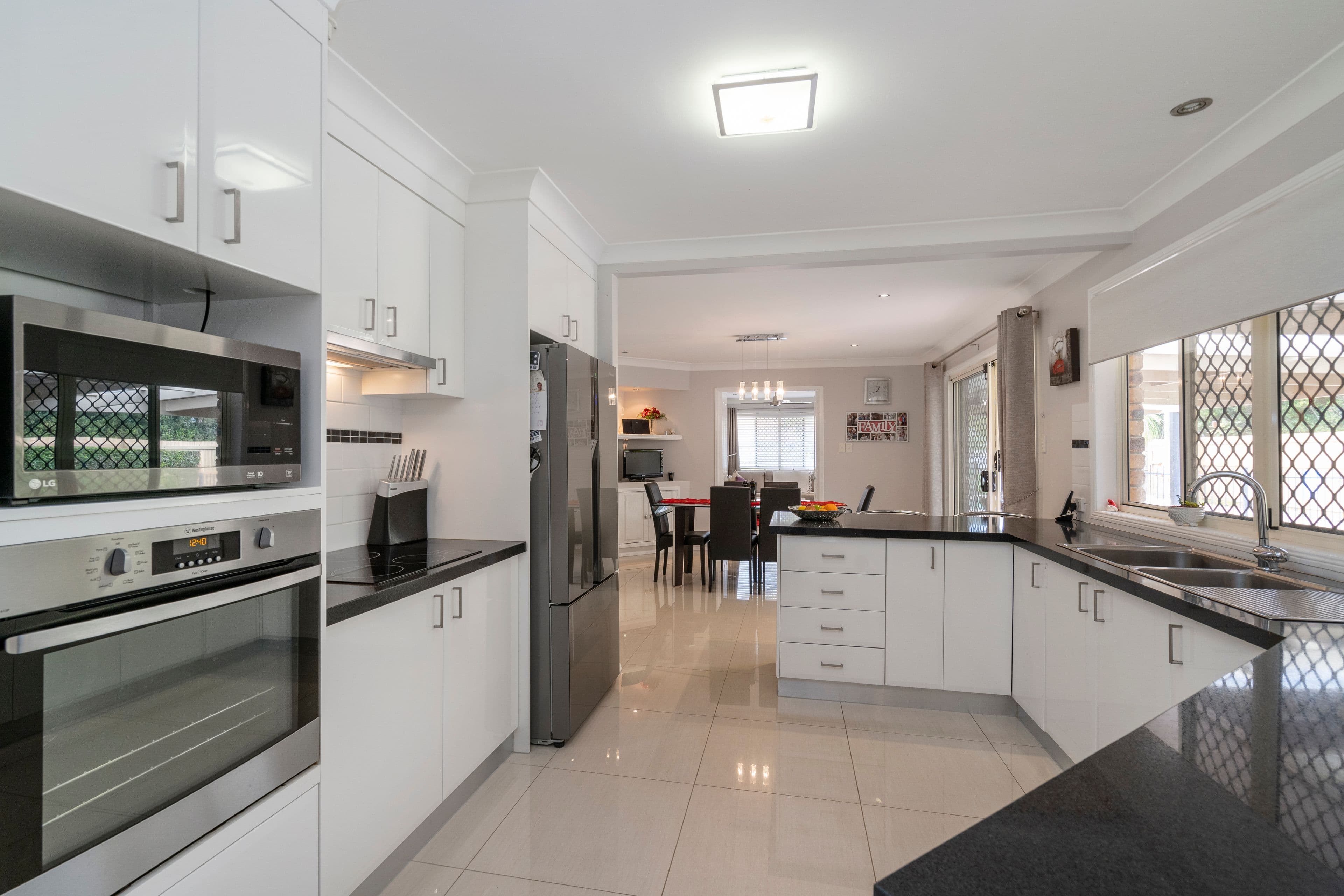 22 Belford Drive, Wellington Point QLD 4160, Wellington Point - Thumbnail 2