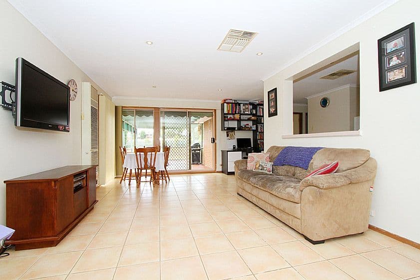 39 Romano Avenue, MILL PARK VIC 3082, Mill Park - Thumbnail 4
