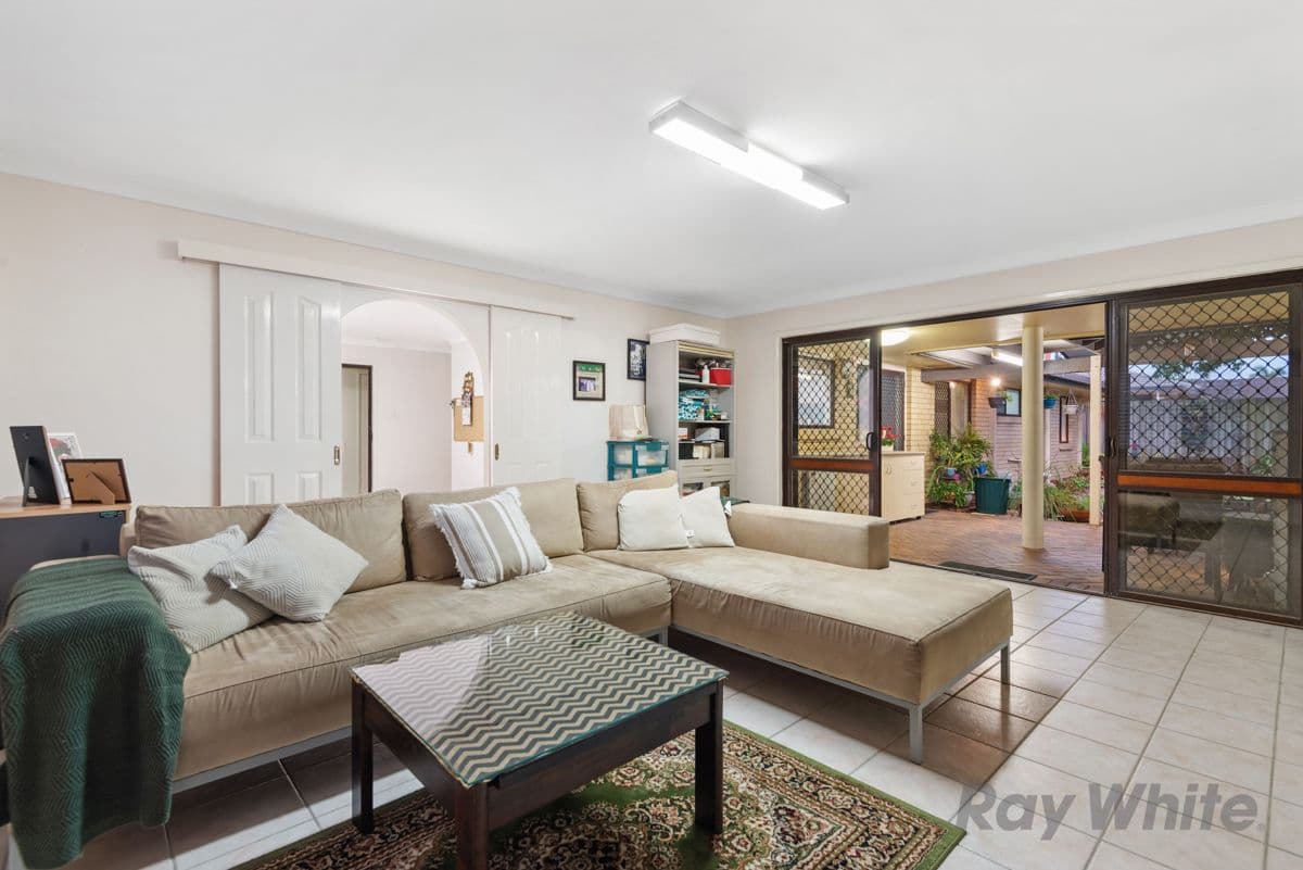 16 Dromos Street, Eight Mile Plains QLD 4113, Eight Mile Plains - Thumbnail 3