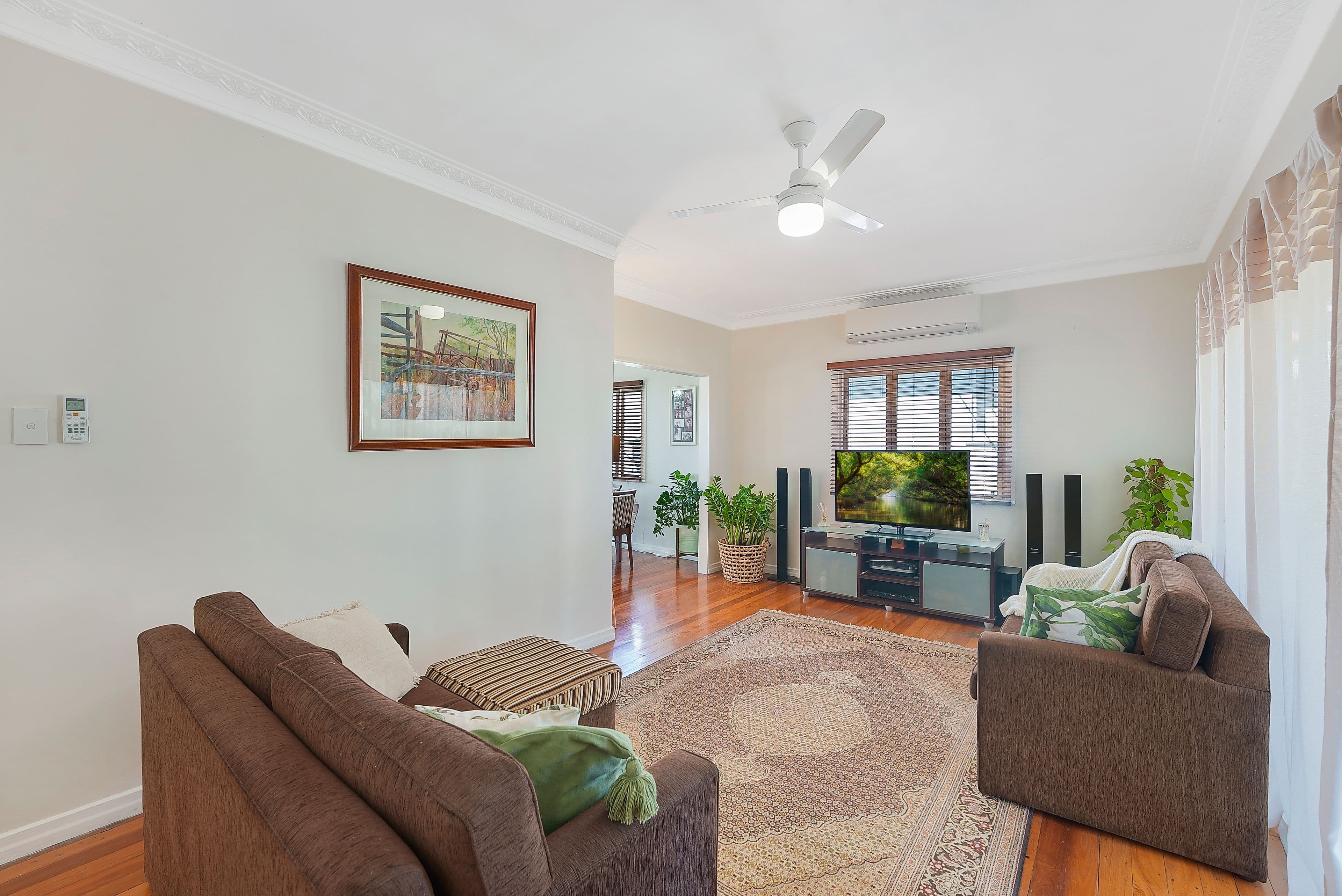 15 Pangeza Street, Stafford Heights QLD 4053, Stafford Heights - Thumbnail 2