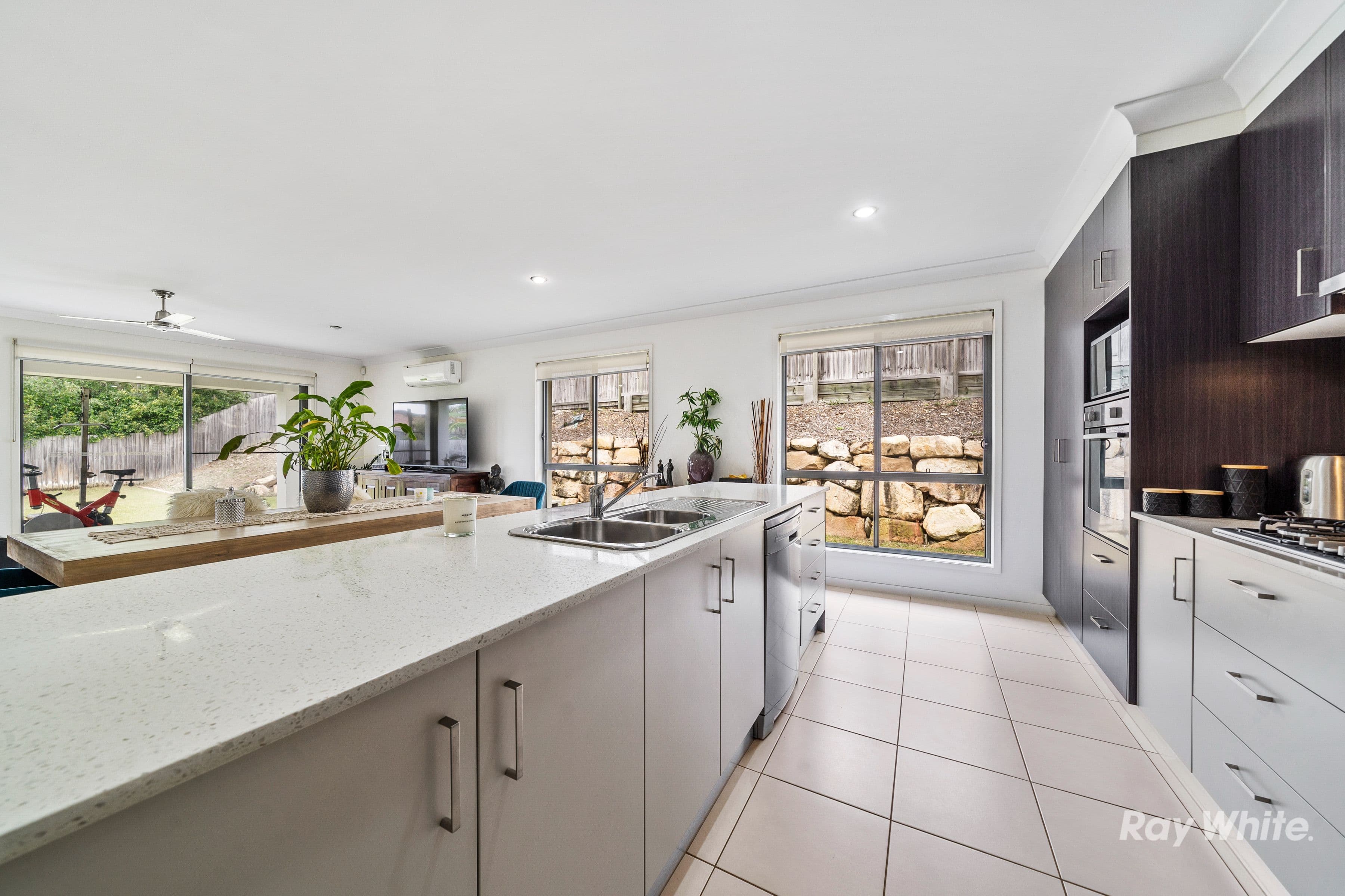 21 Ridgevale Boulevard, Holmview QLD 4207, Holmview - Thumbnail 4
