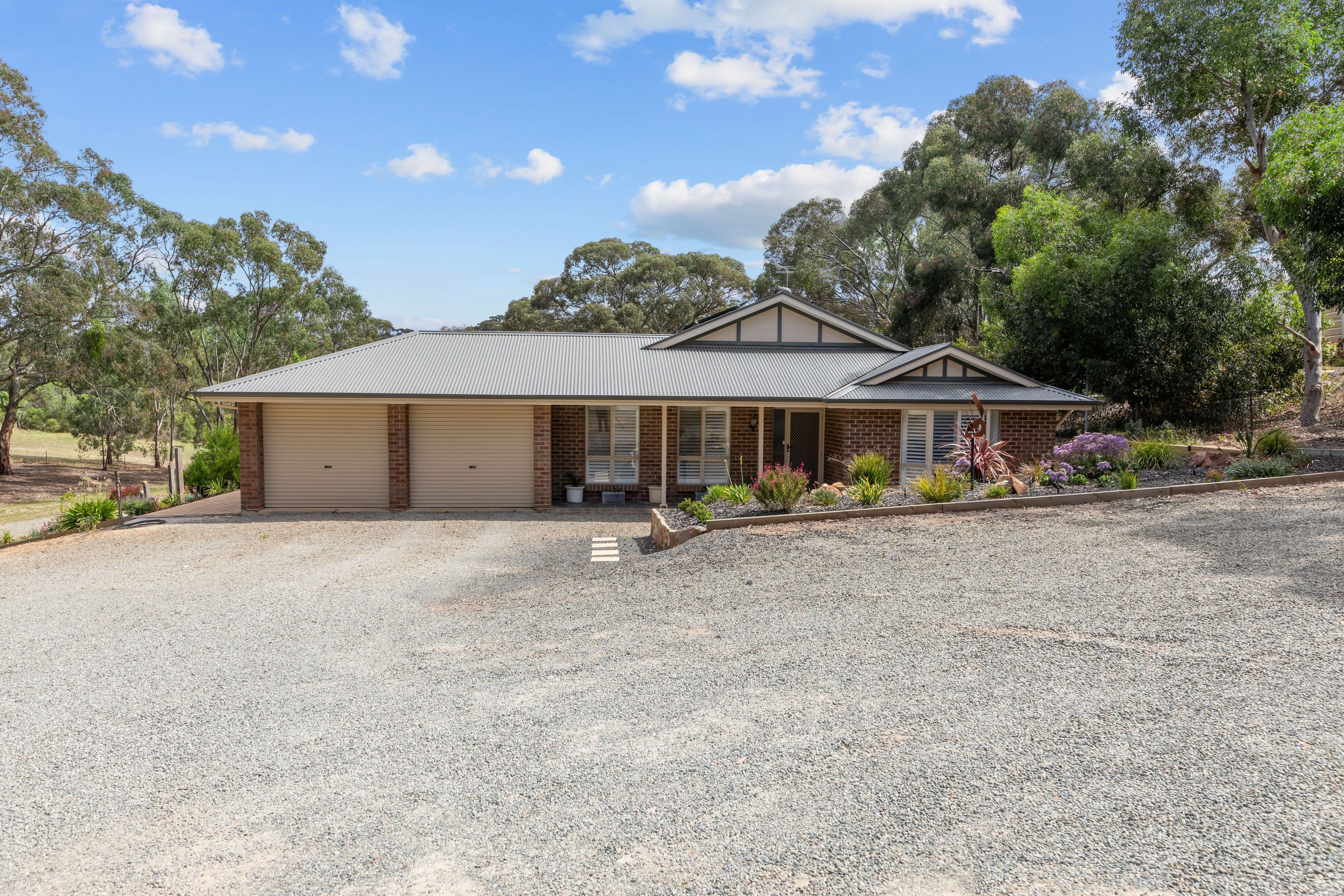 9 Jarman Crescent, Clare SA 5453, Clare - Image 1