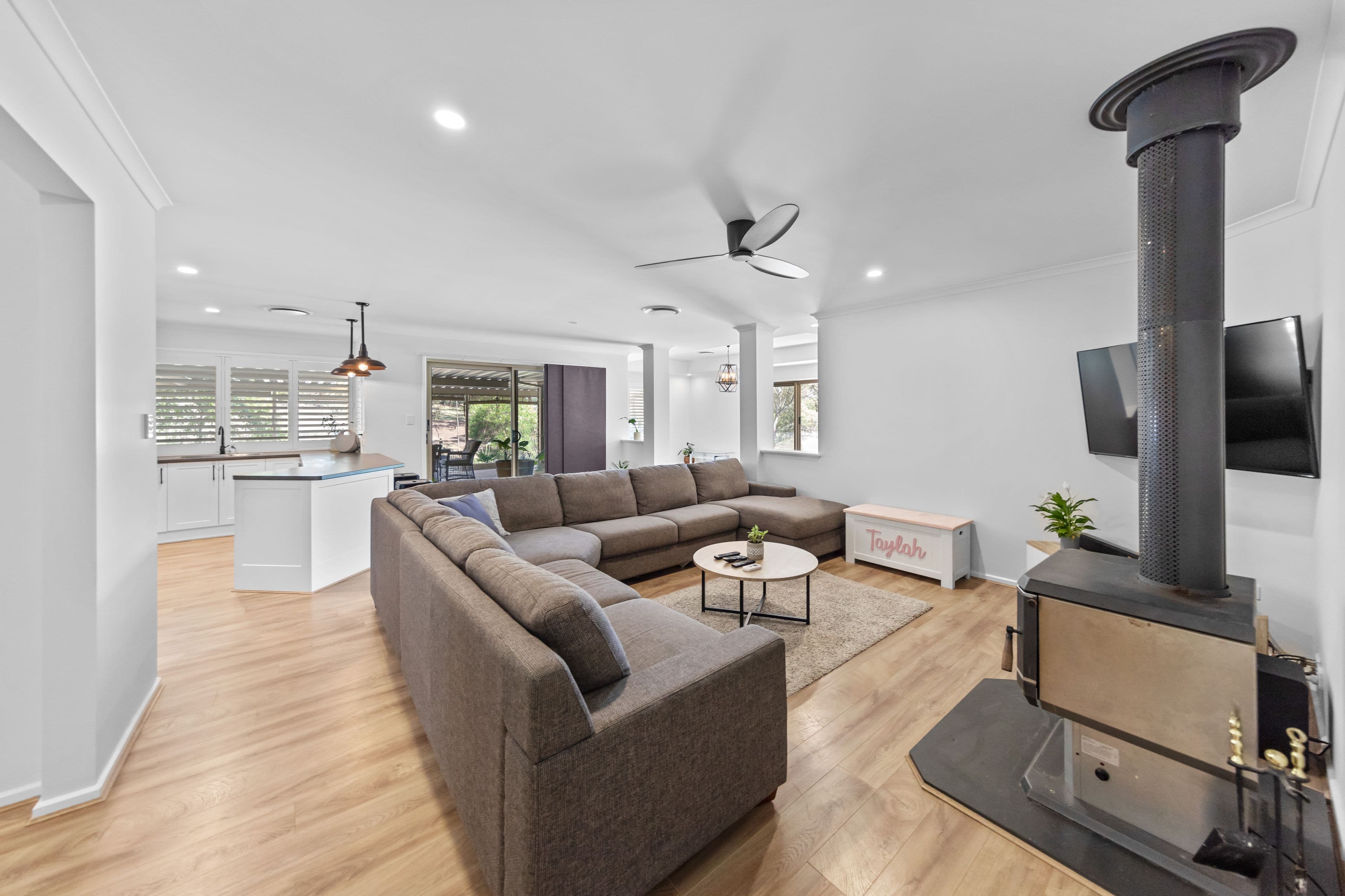 9 Jarman Crescent, Clare SA 5453, Clare - Thumbnail 5