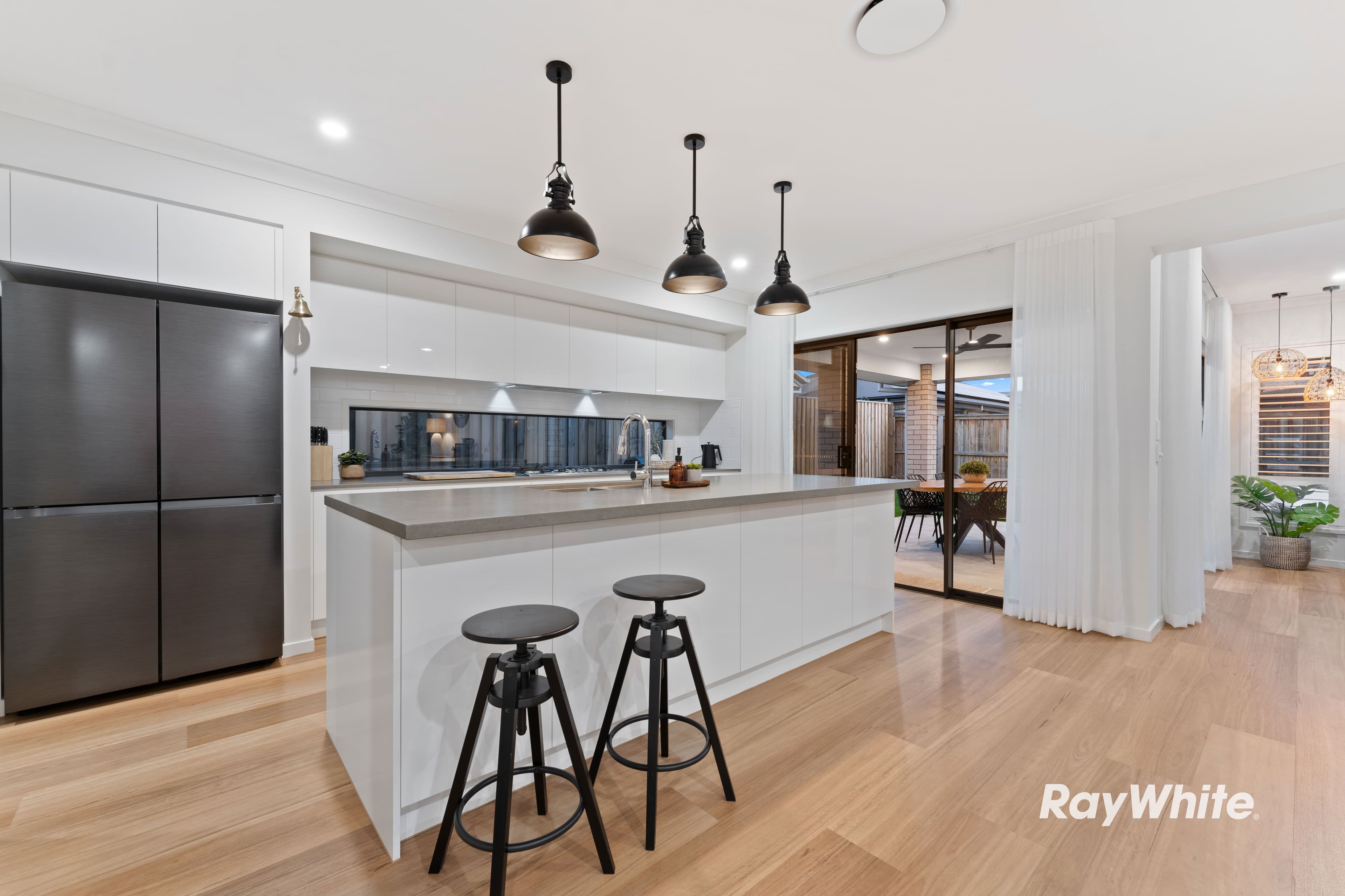 27 Grevillea Way, Park Ridge QLD 4125, Park Ridge - Thumbnail 2