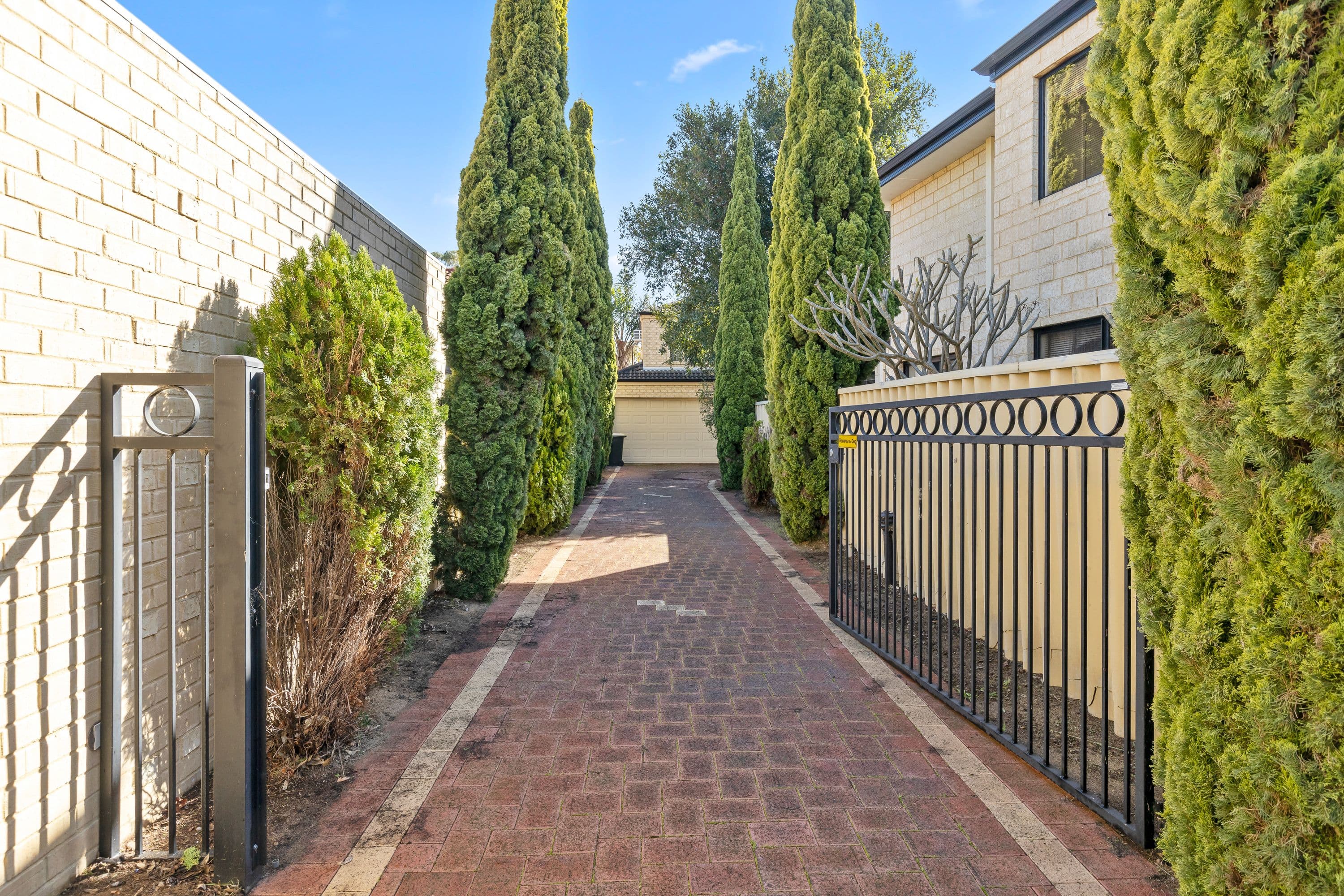 10b Waterview Drive, Woodvale WA 6026, Woodvale - Thumbnail 2