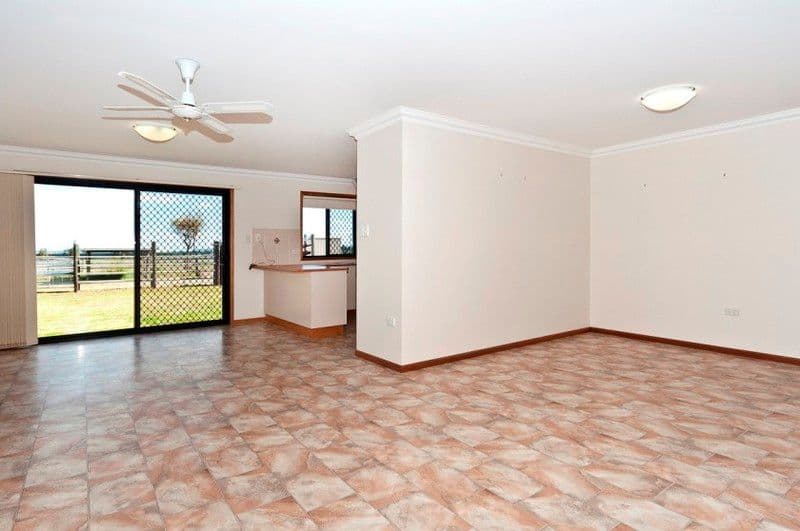 67 Bunkers Hill School Road, WESTBROOK QLD 4350, Westbrook - Thumbnail 3