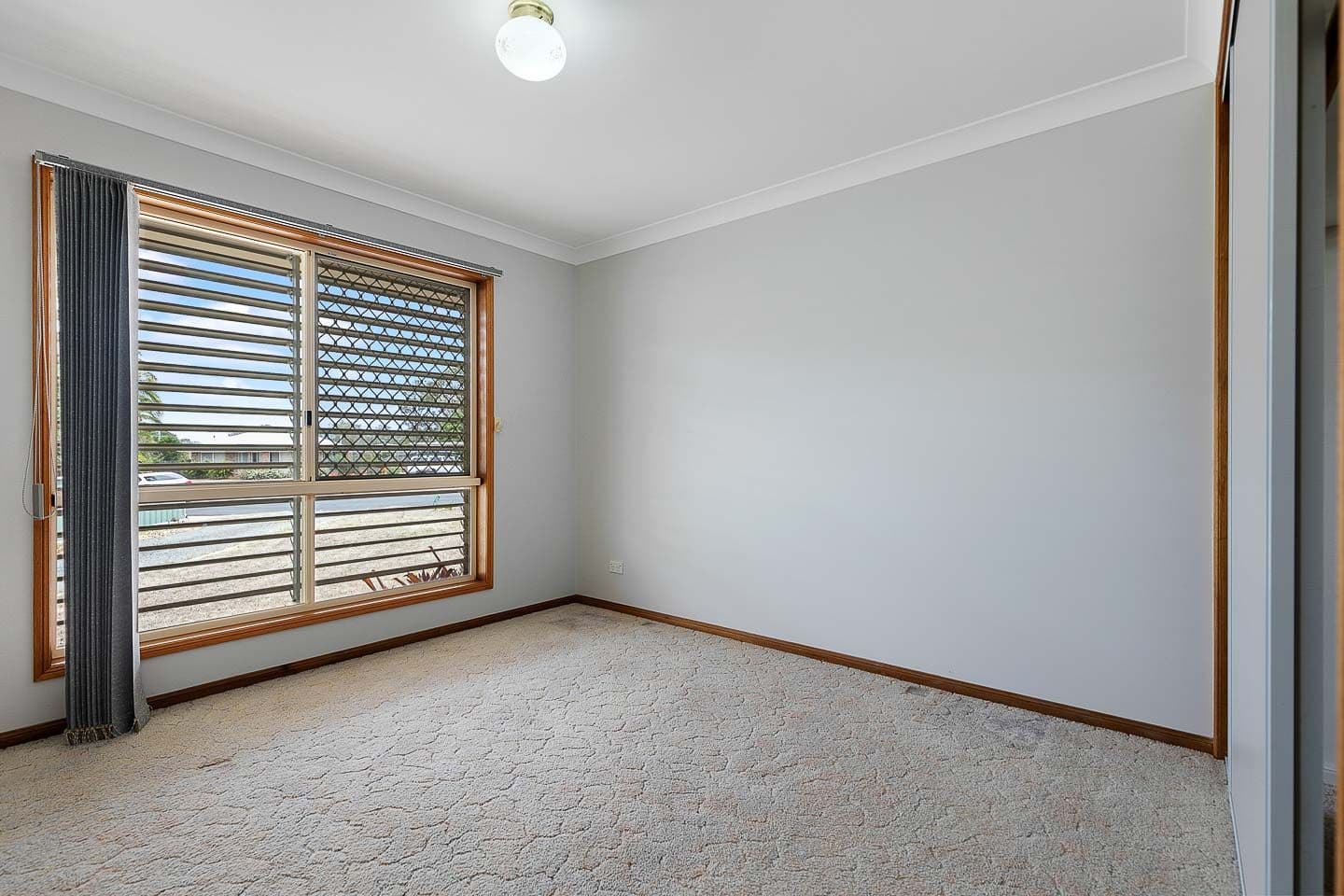 9 Diamond Court, Point Vernon QLD 4655, Point Vernon - Thumbnail 2