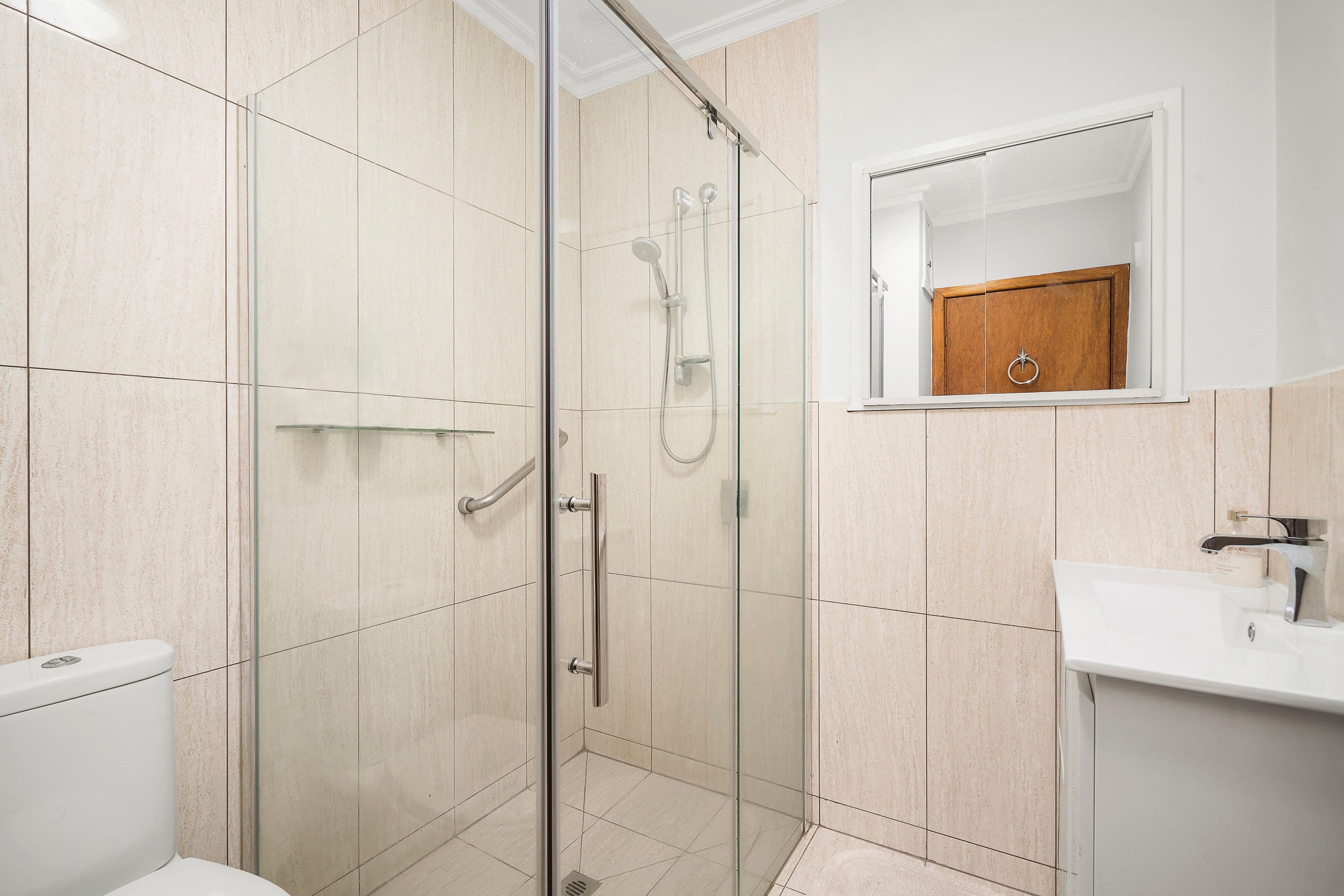 17 Heathfield Rise, Box Hill North VIC 3129, Box Hill North - Thumbnail 4