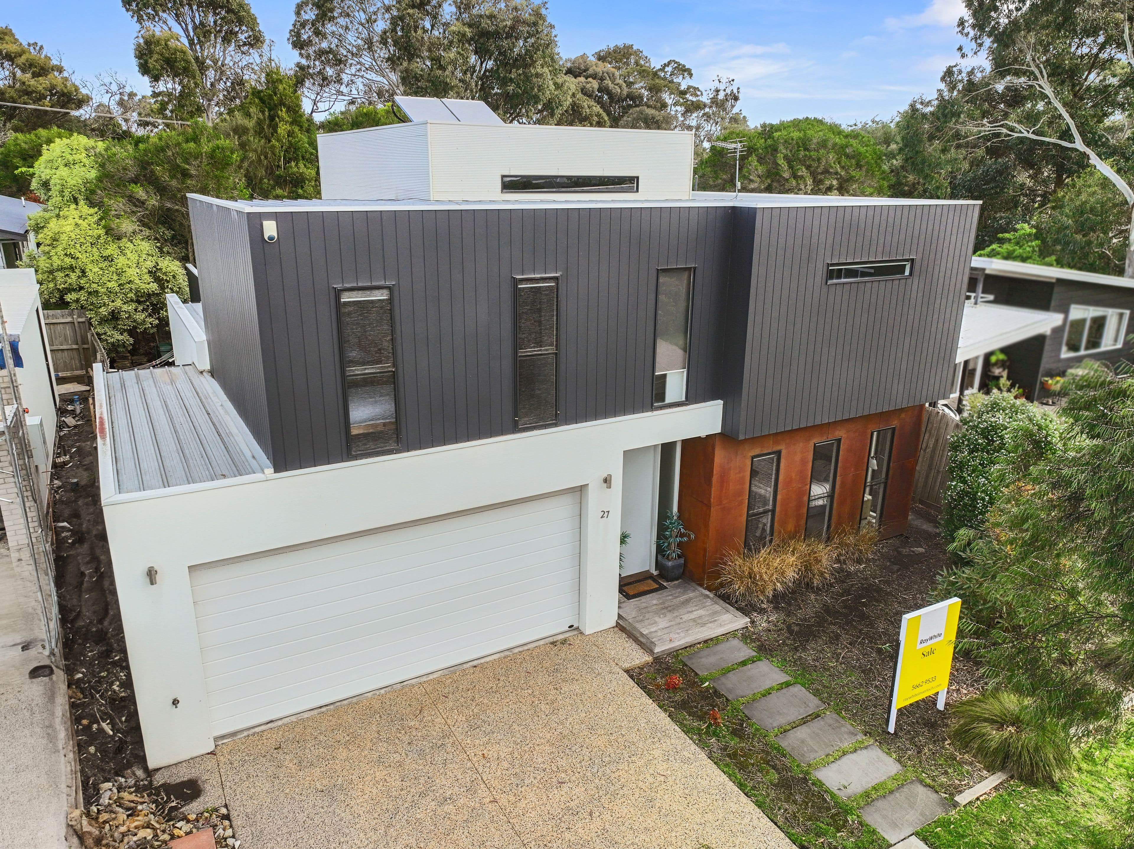 27 Golf Street, Inverloch VIC 3996, Inverloch - Image 1