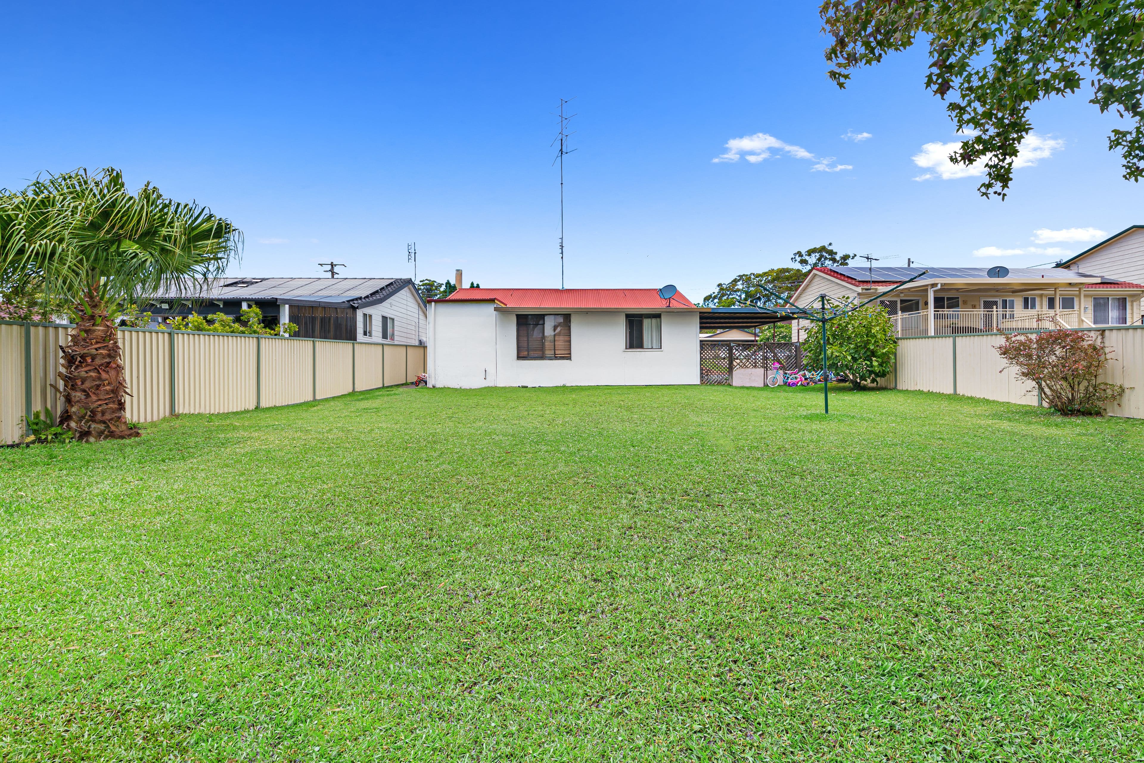30 Campbell Parade, Mannering Park NSW 2259, Mannering Park - Thumbnail 5