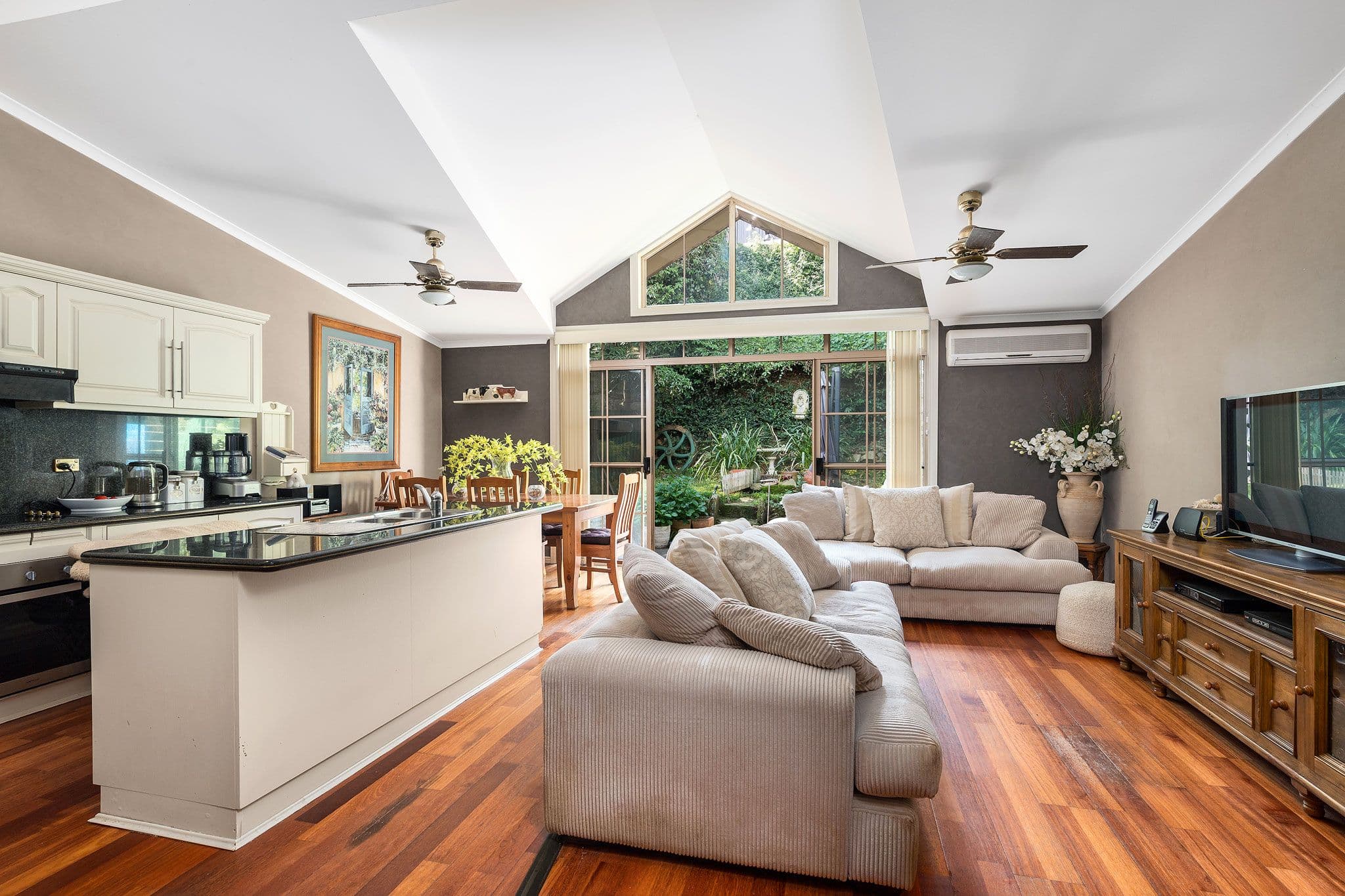 9 Highcliff Road, Earlwood NSW 2206, Earlwood - Image 1