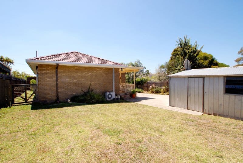 1 Corunna Court, GLEN WAVERLEY VIC 3150, Glen Waverley - Thumbnail 6