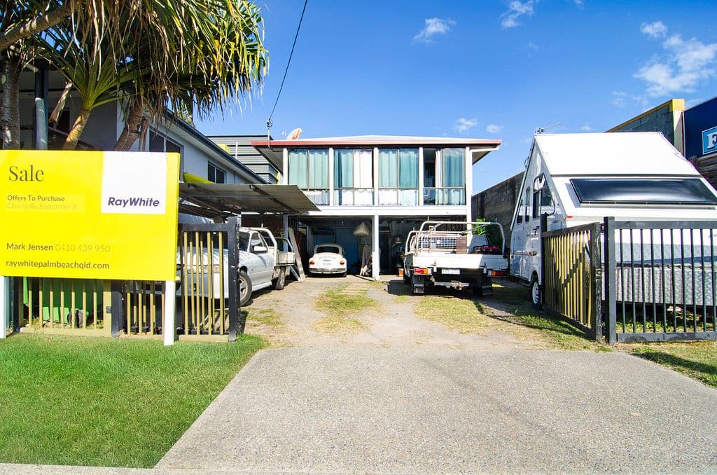 12 Seventh Avenue, Palm Beach QLD 4221, Palm Beach - Thumbnail 2