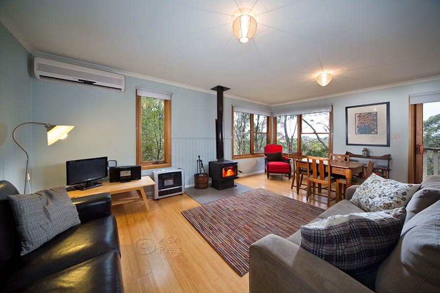 15 Rodriguez Avenue, Blackheath NSW 2785, Blackheath - Thumbnail 2