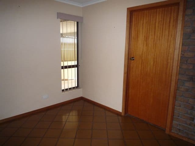 10 Baudin Avenue, FAIRVIEW PARK SA 5126, Fairview Park - Thumbnail 3