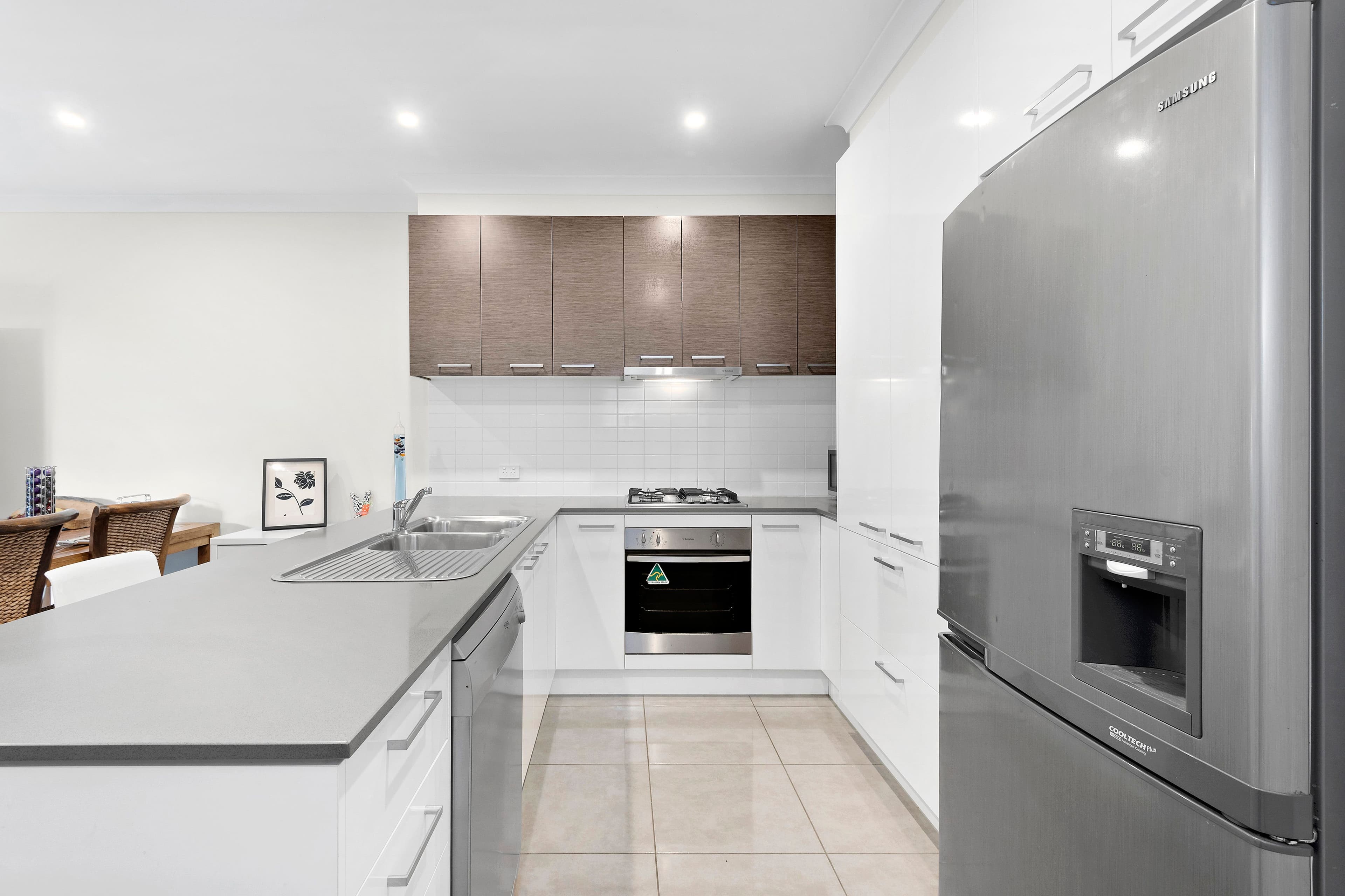 8 Abelia Avenue, Frankston VIC 3199, Frankston - Thumbnail 2