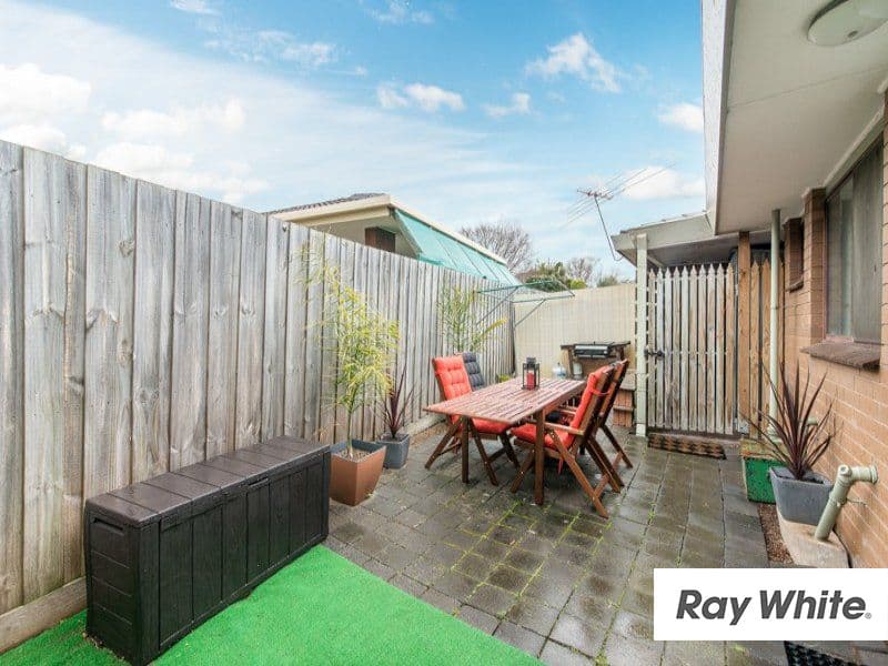 1 Clydesdale Crescent, Belmont VIC 3216, Belmont - Thumbnail 7
