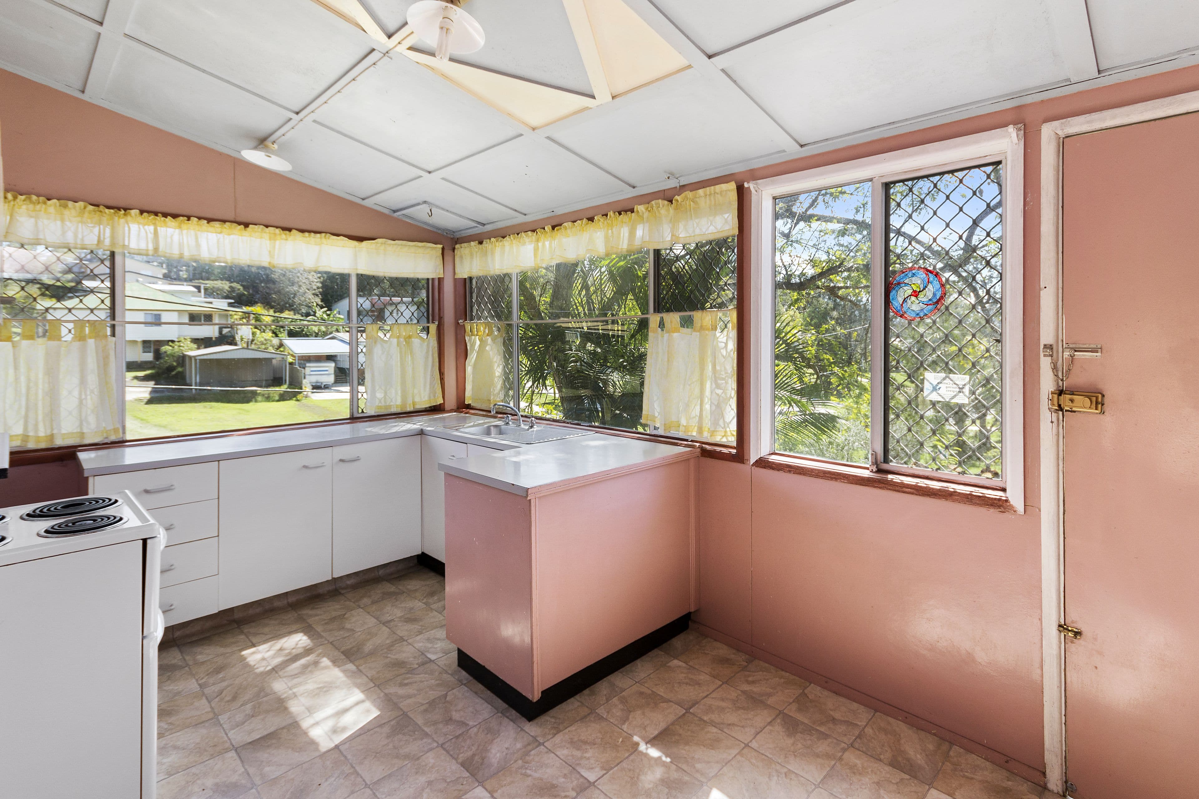 15 Hawthorne Street, Coalfalls QLD 4305, Coalfalls - Thumbnail 4