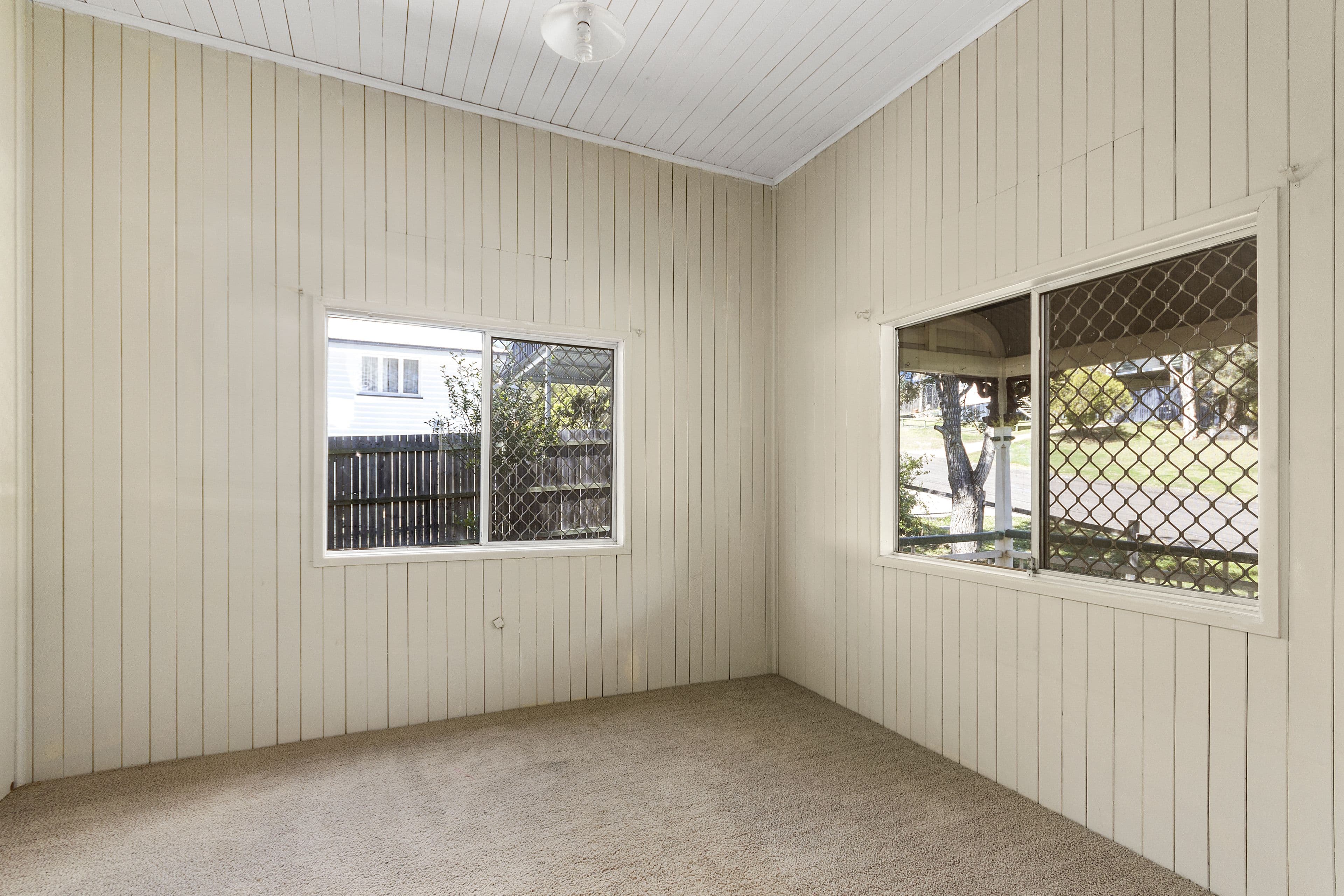 15 Hawthorne Street, Coalfalls QLD 4305, Coalfalls - Thumbnail 6