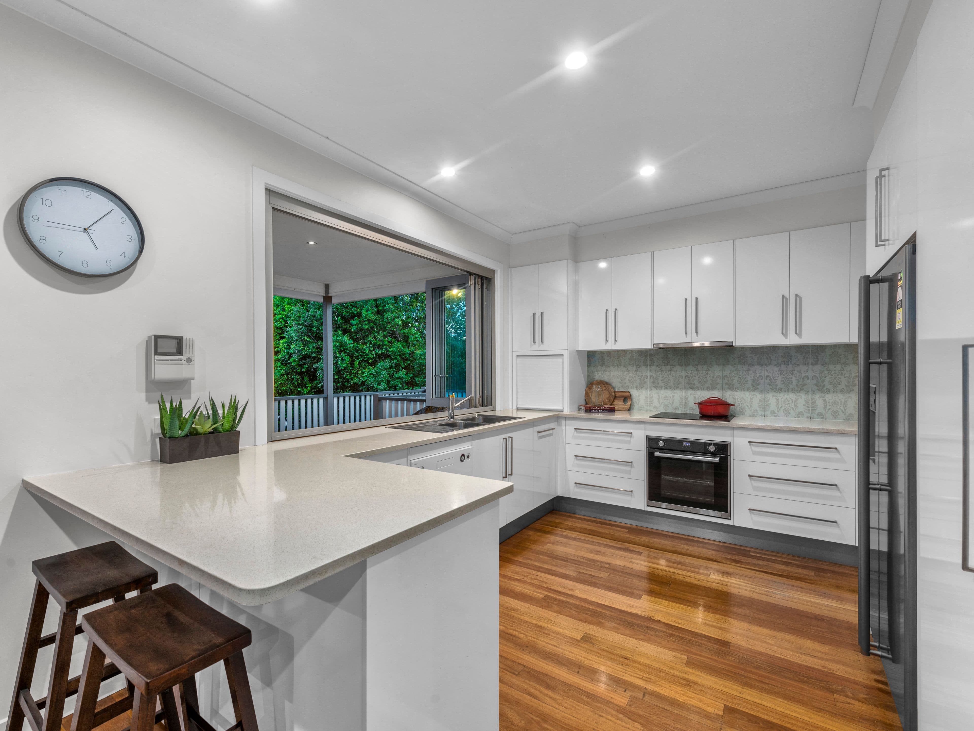 9 Henderson Street, Camp Hill QLD 4152, Camp Hill - Thumbnail 6