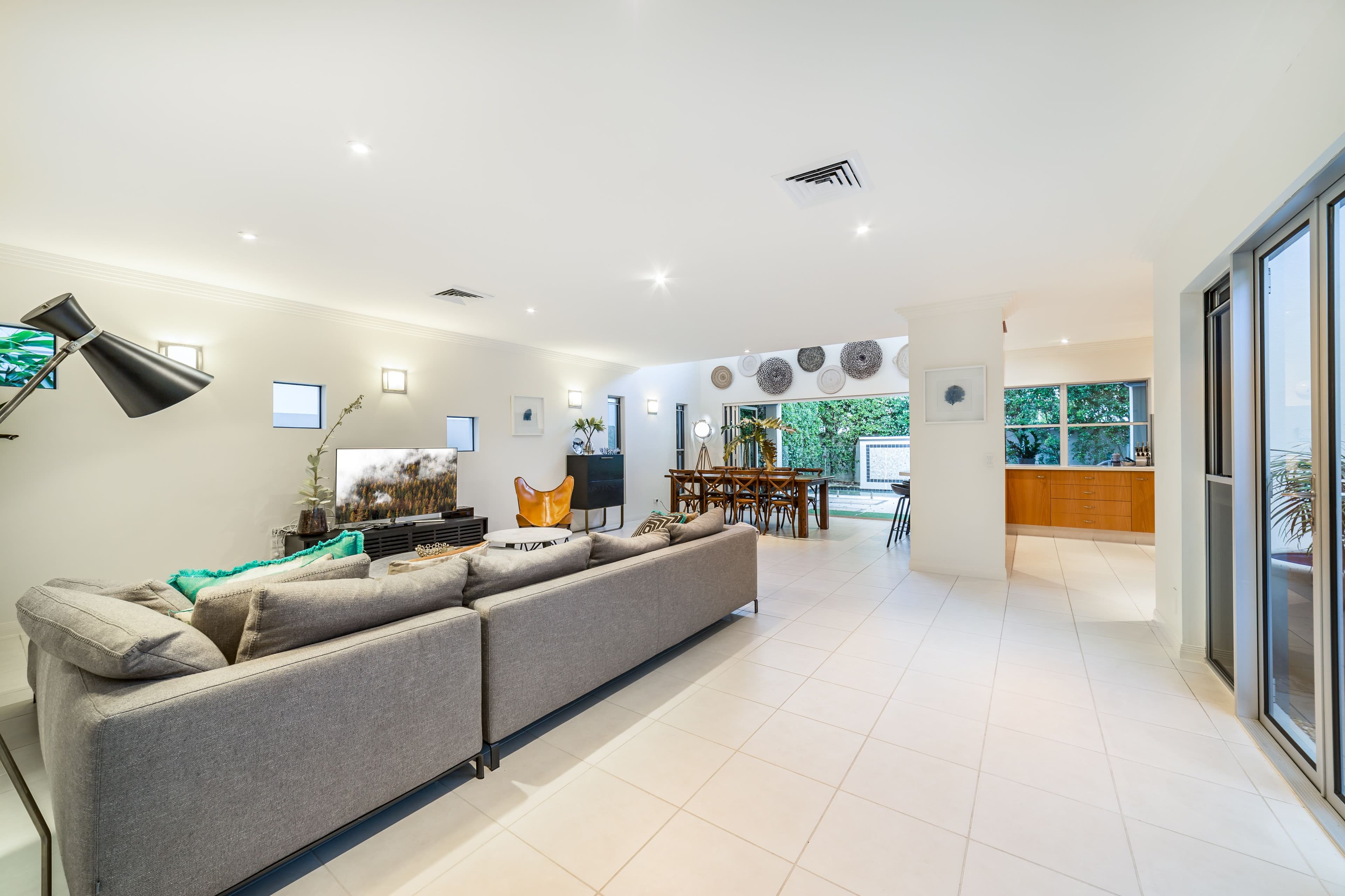 15 Durham Street, Southport QLD 4215, Southport - Thumbnail 5