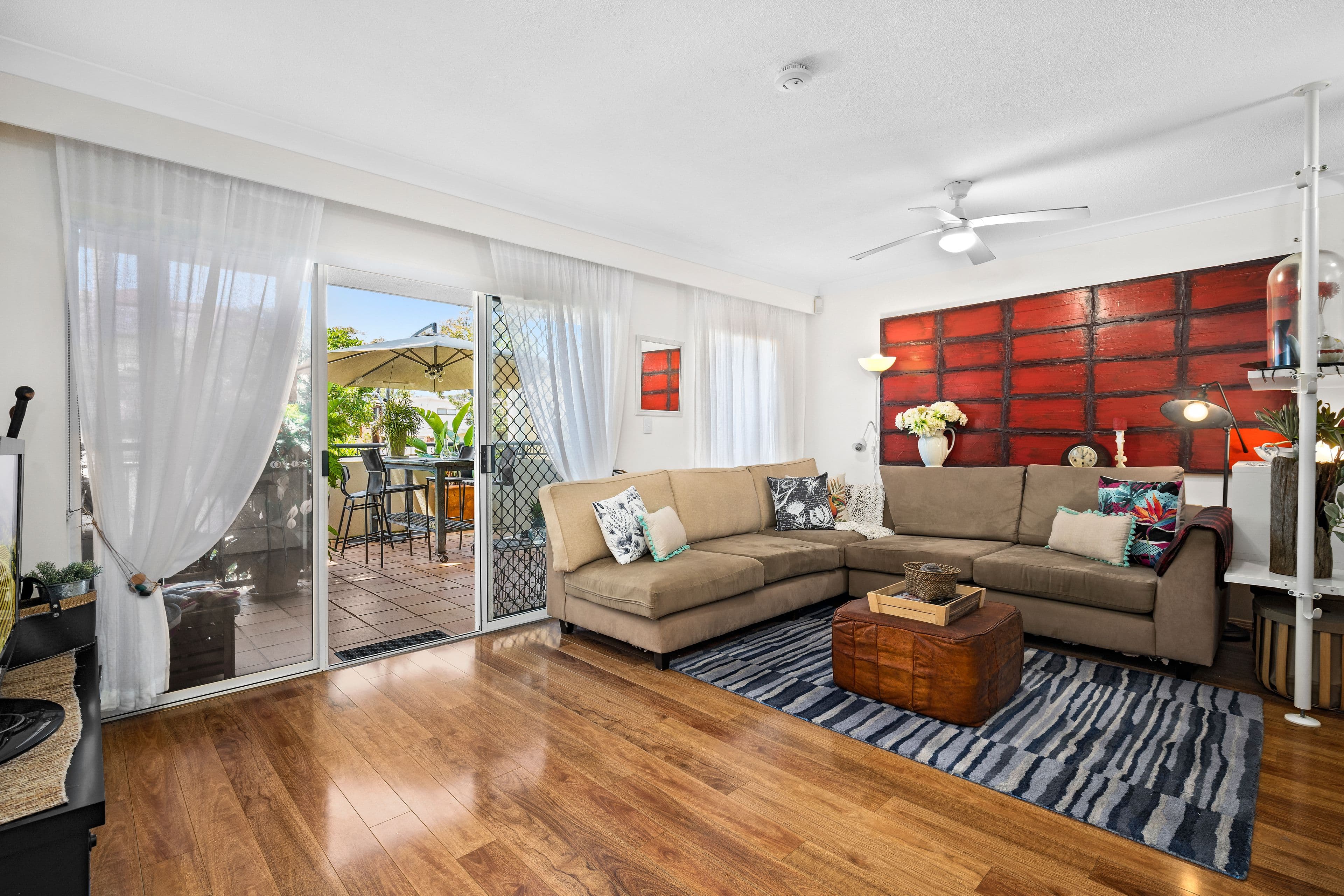 58 Petrel Avenue, Mermaid Beach QLD 4218, Mermaid Beach - Thumbnail 2