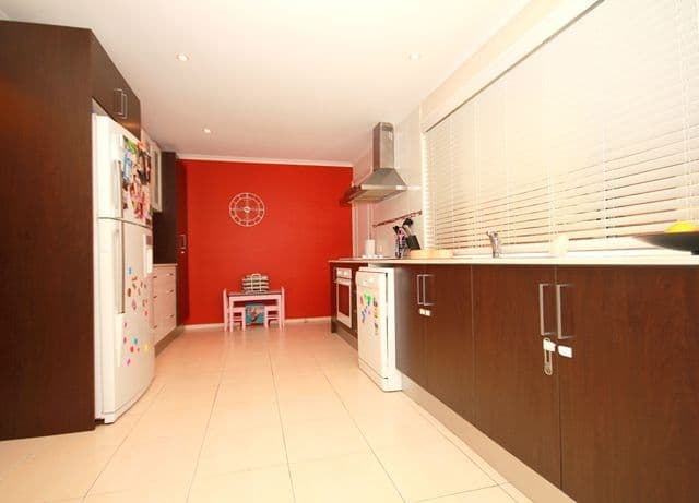 5 Georges Crescent, GEORGES HALL NSW 2198, Georges Hall - Thumbnail 3
