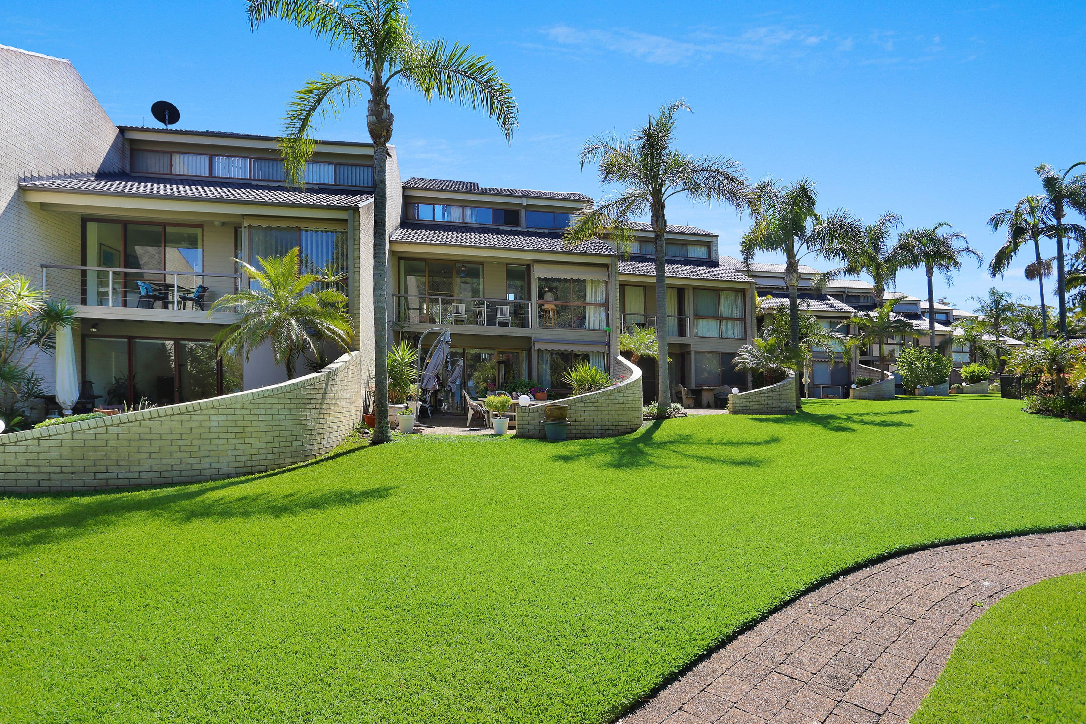 4 Cromarty Road, Soldiers Point NSW 2317, Soldiers Point - Thumbnail 3