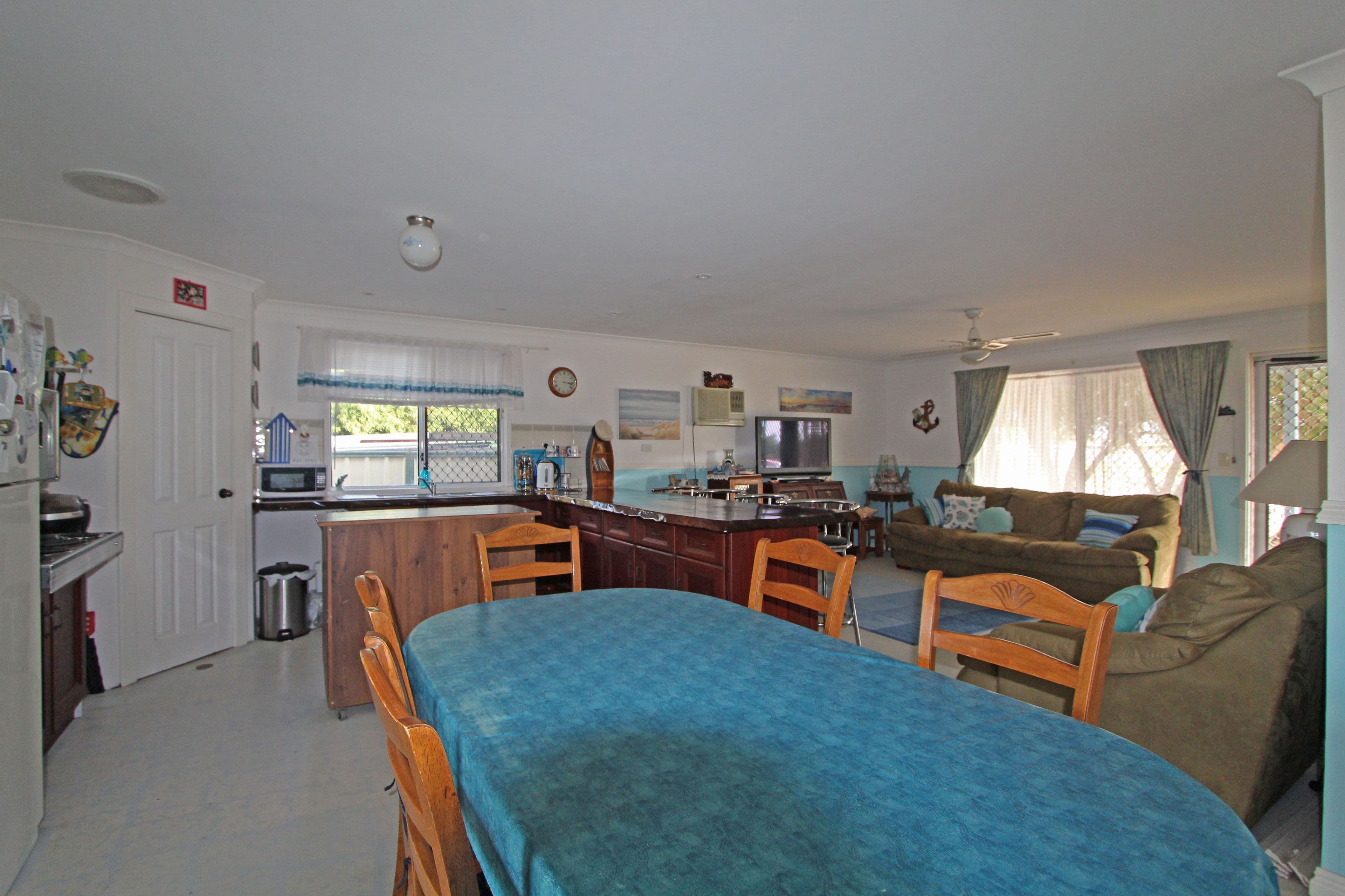 93 Bashford Street, Jurien Bay WA 6516, Jurien Bay - Thumbnail 5