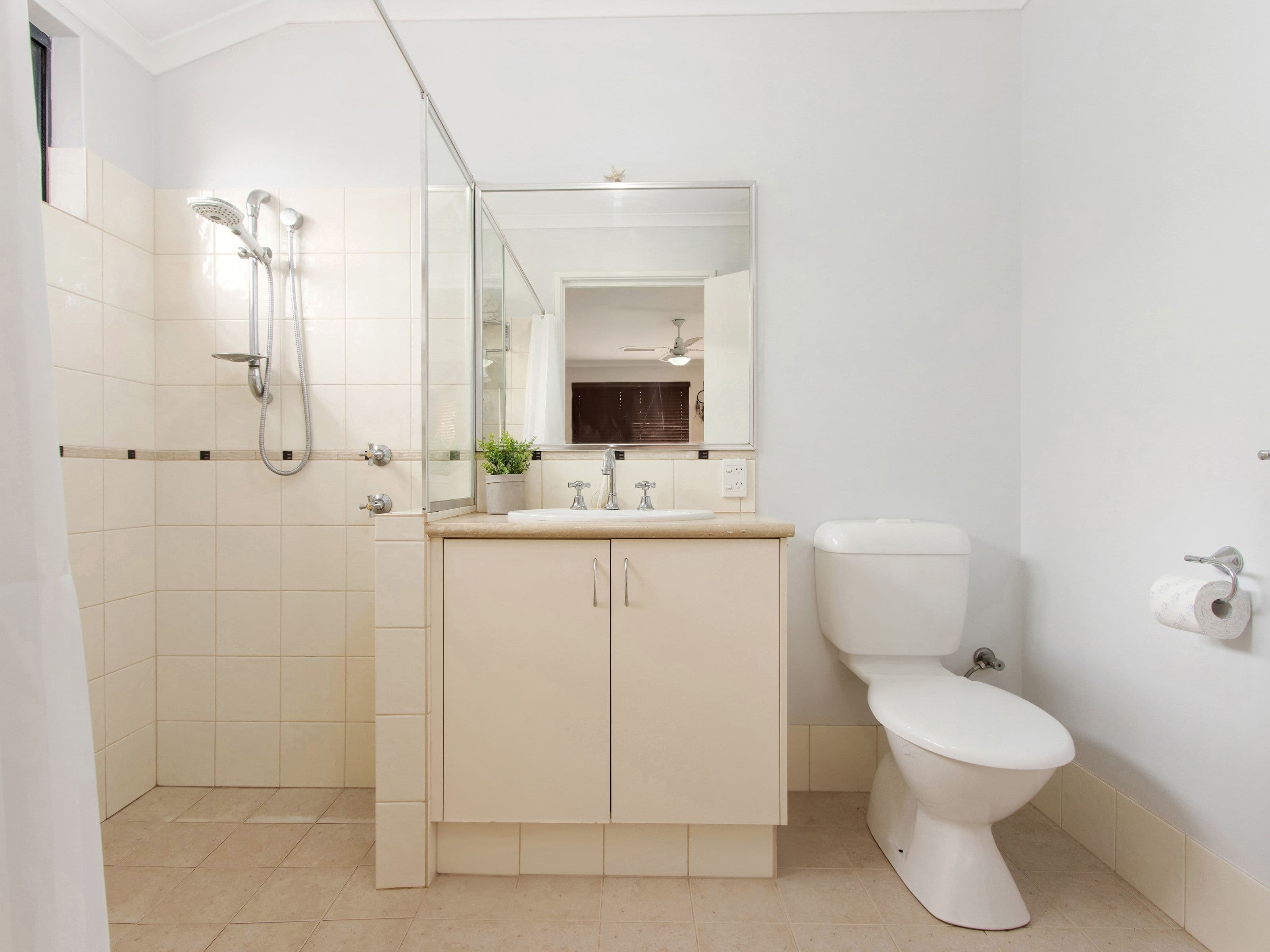 4 Bookara View, Lakelands WA 6180, Lakelands - Thumbnail 6