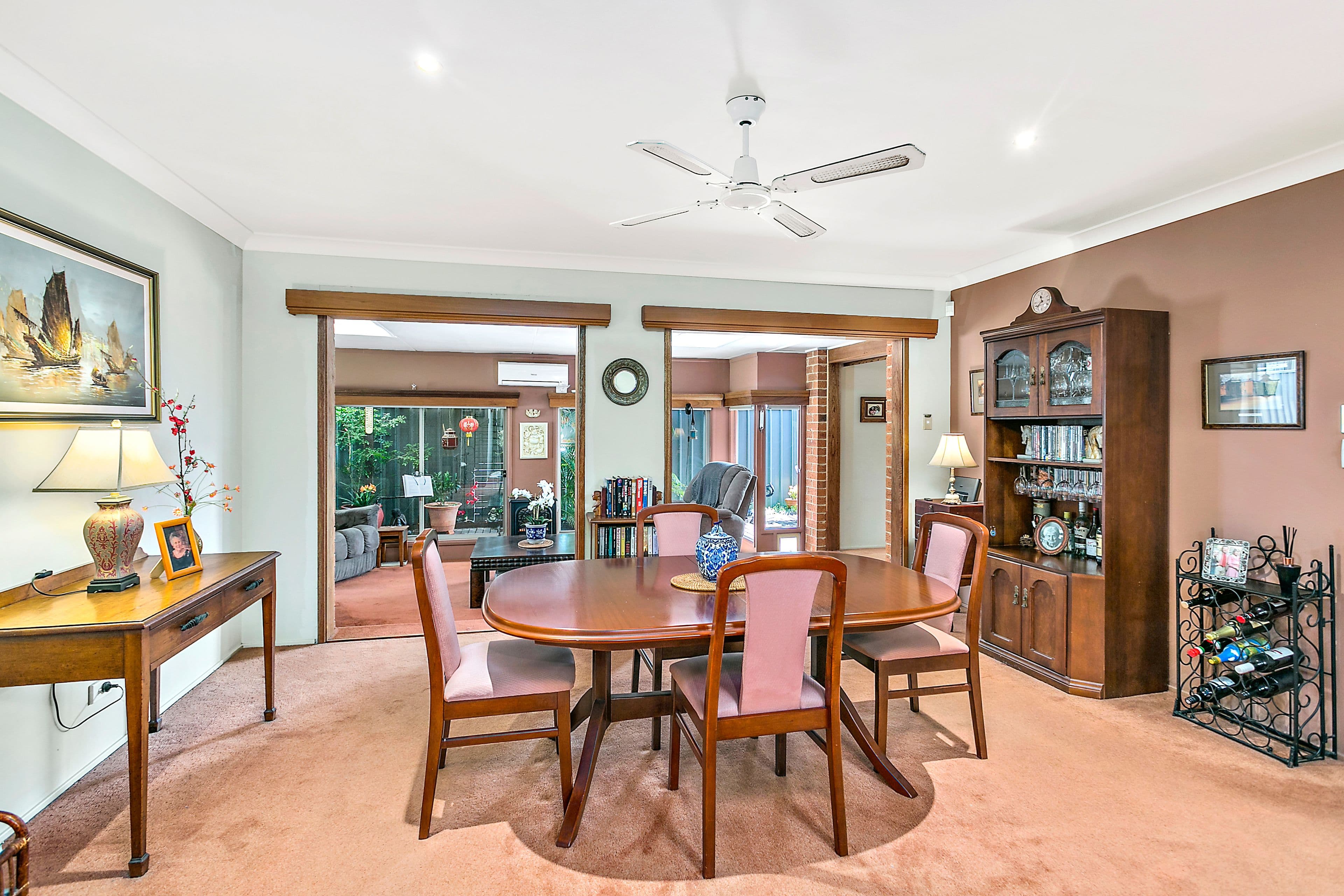 134 Haywards Bay Drive, Haywards Bay - Thumbnail 2