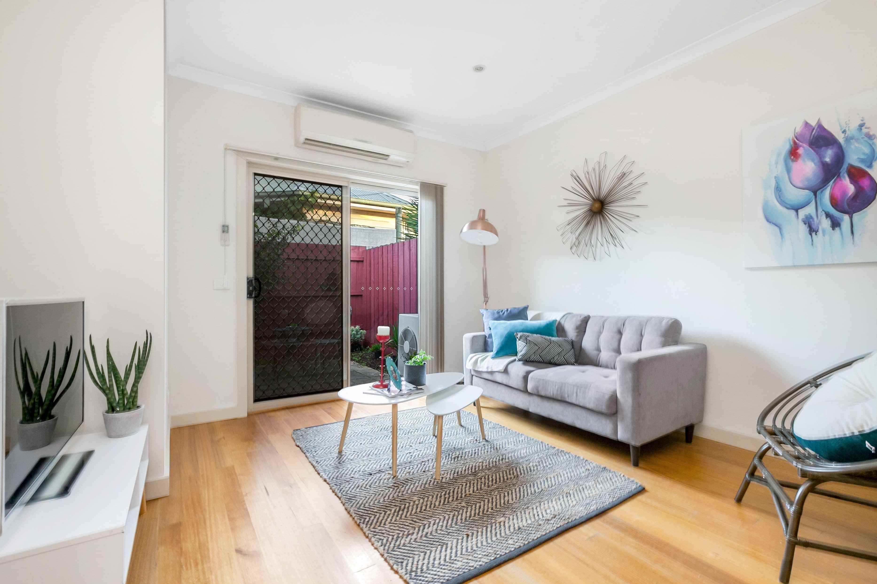 8 White Street, Reservoir VIC 3073, Reservoir - Thumbnail 2