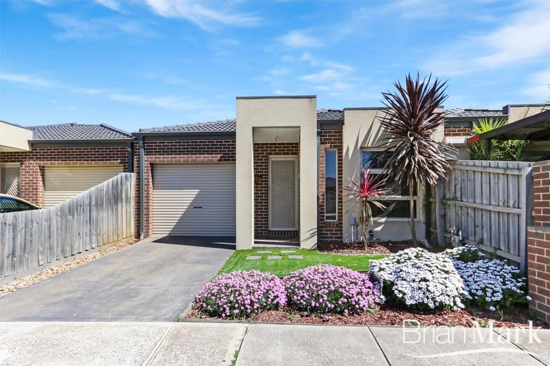 1/29 Red Robin Road, Truganina - Image 1