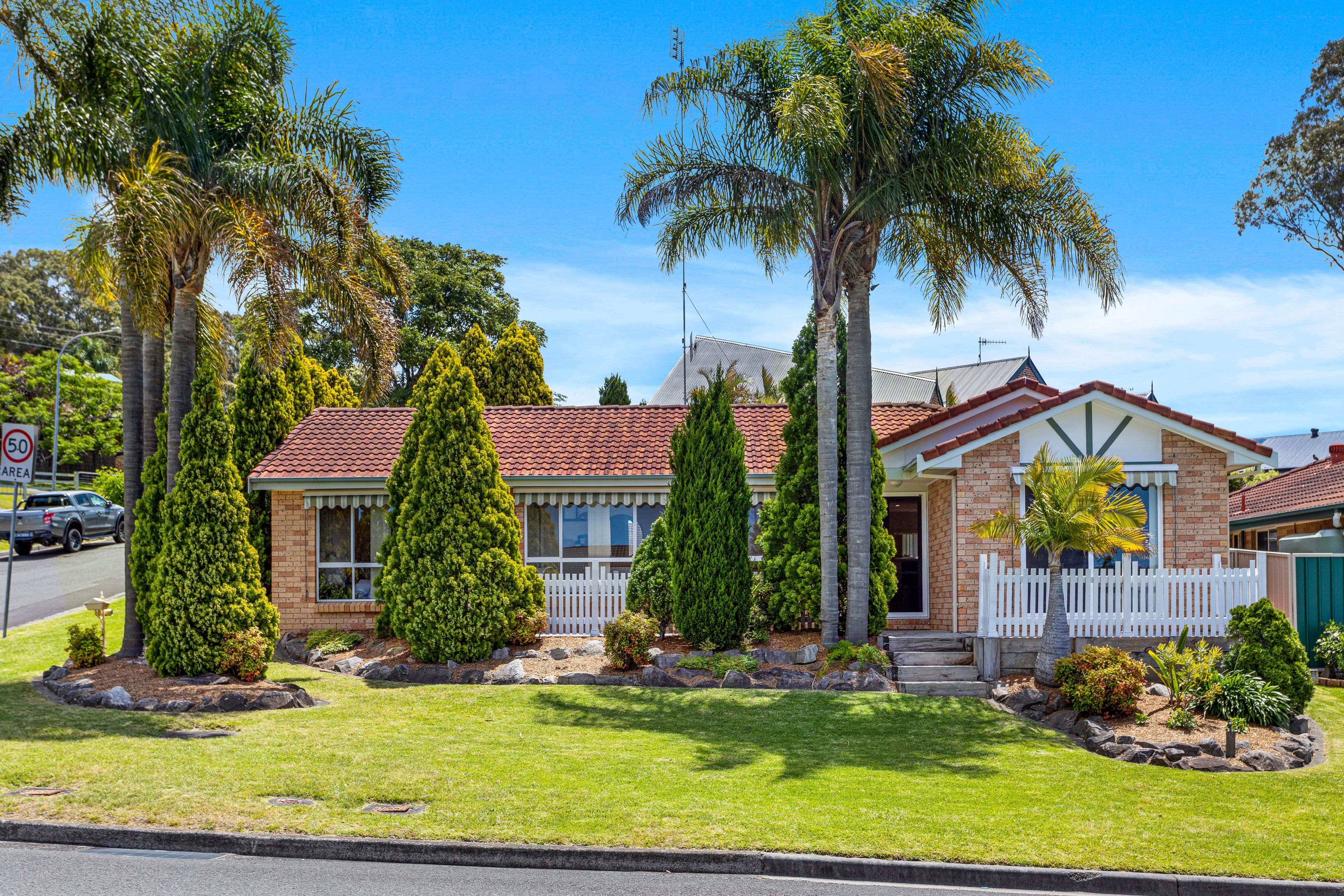 2 Borrowdale Close, Albion Park NSW 2527, Albion Park - Image 1